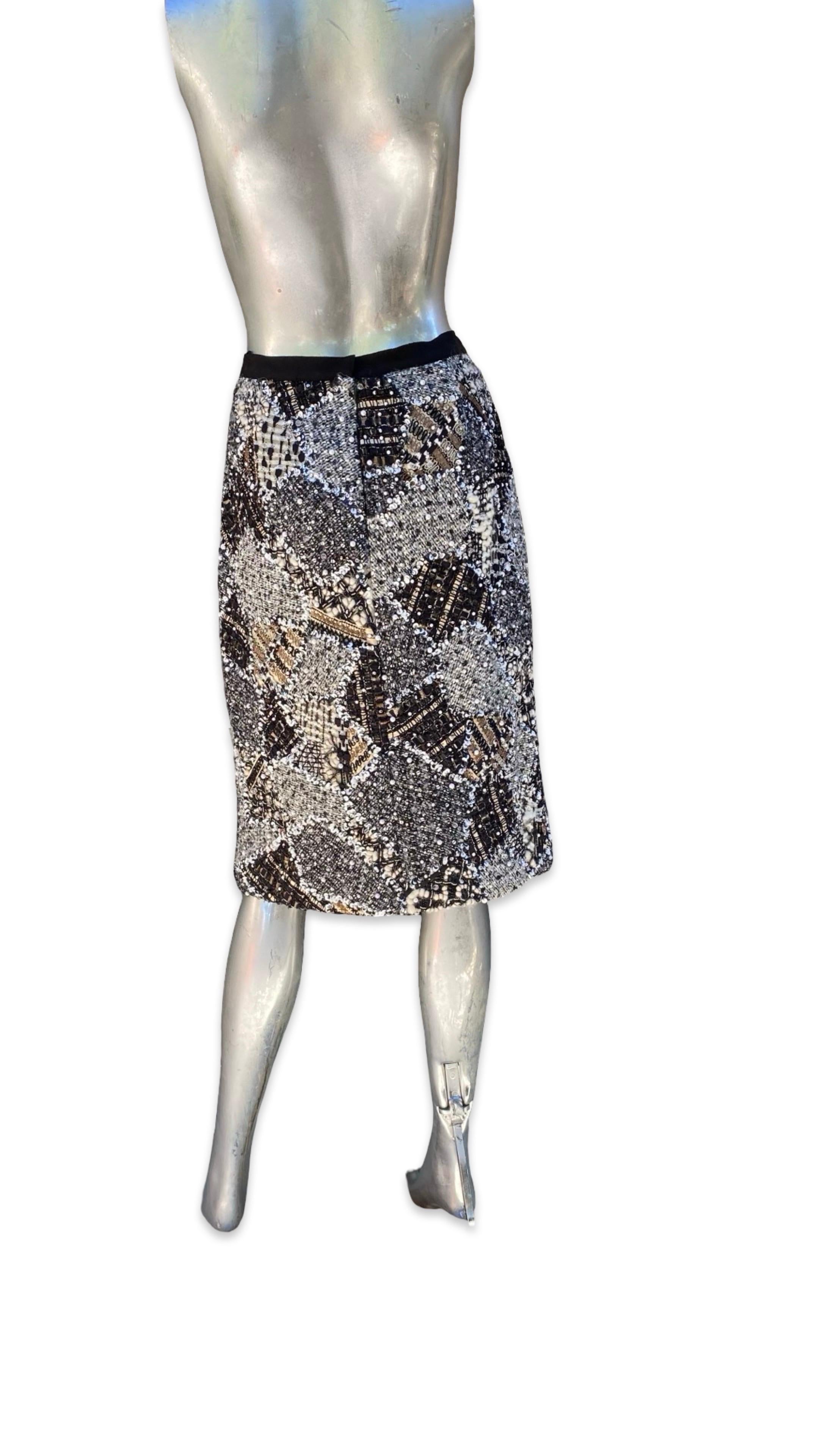 Oscar De La Renta Runway Collection for NM jupe en patchwork de perles Taille 10 en vente 4