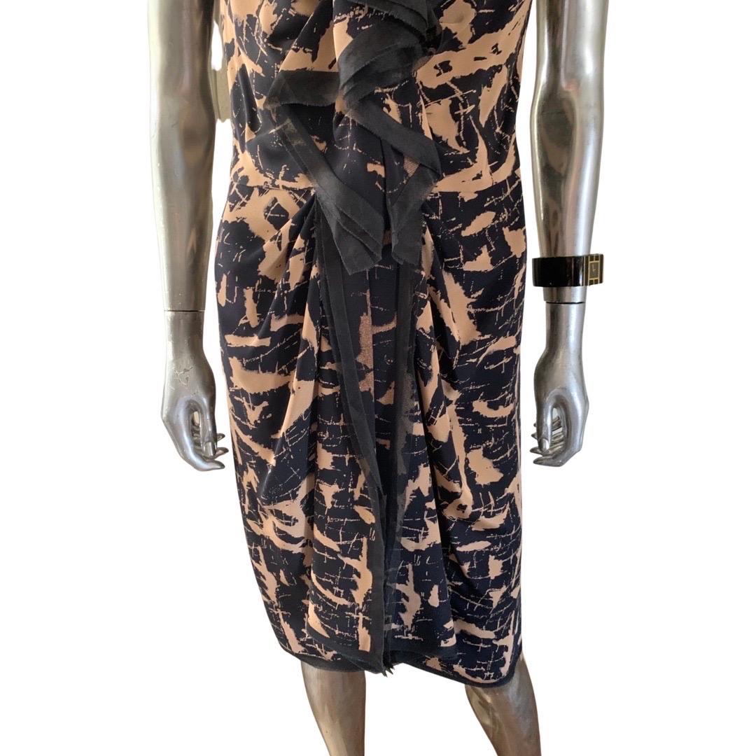 Oscar De La Renta Runway Collection Sheath Black/Tan Print Dress. Size 8  For Sale 2