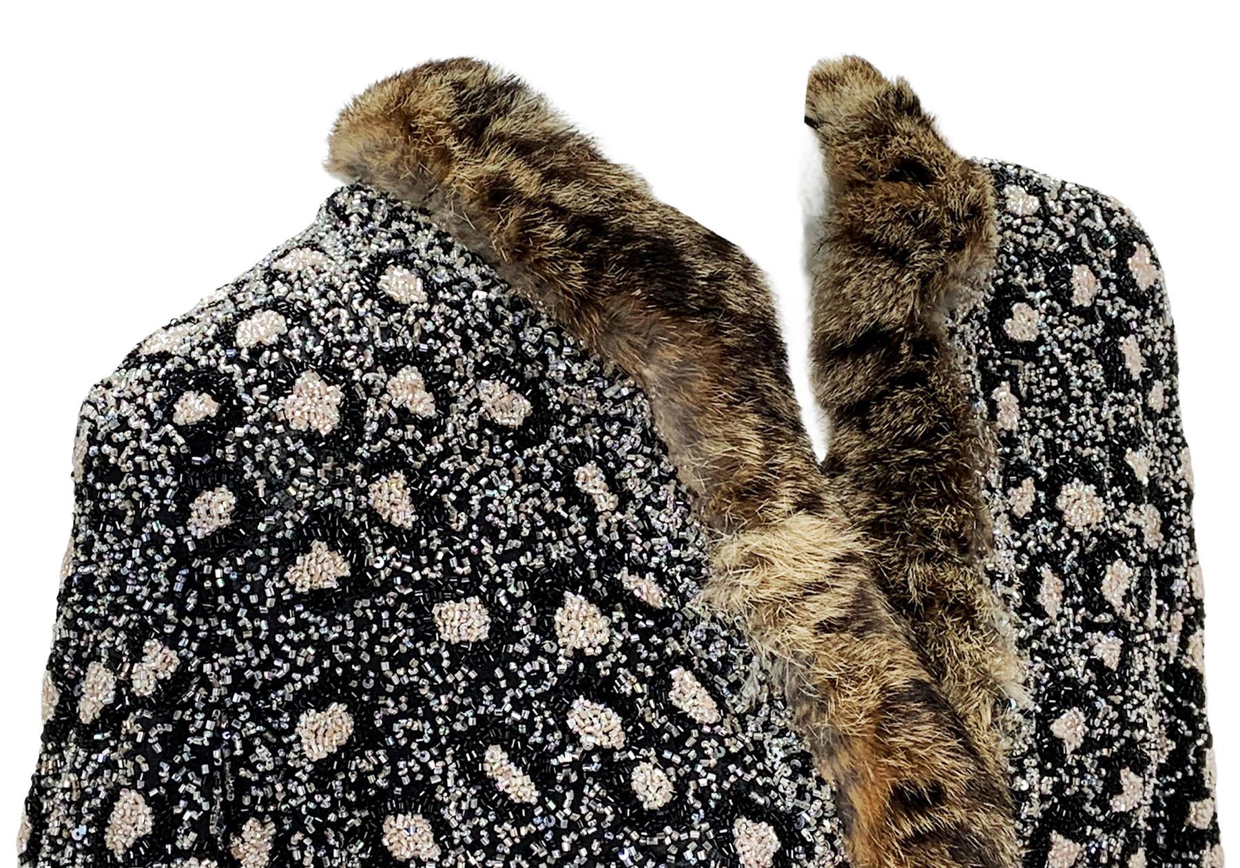 Oscar De La Renta Runway F/W 2001 Fully Beaded Fur Leopard Pattern Skirt Suit 10 For Sale 3