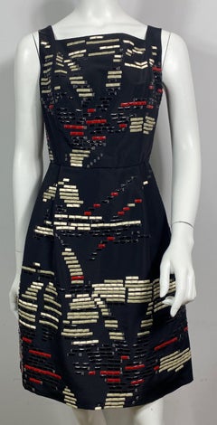 Oscar De la Renta Runway Fall 2007 Black Taffeta Heavily Beaded Dress-Size 2