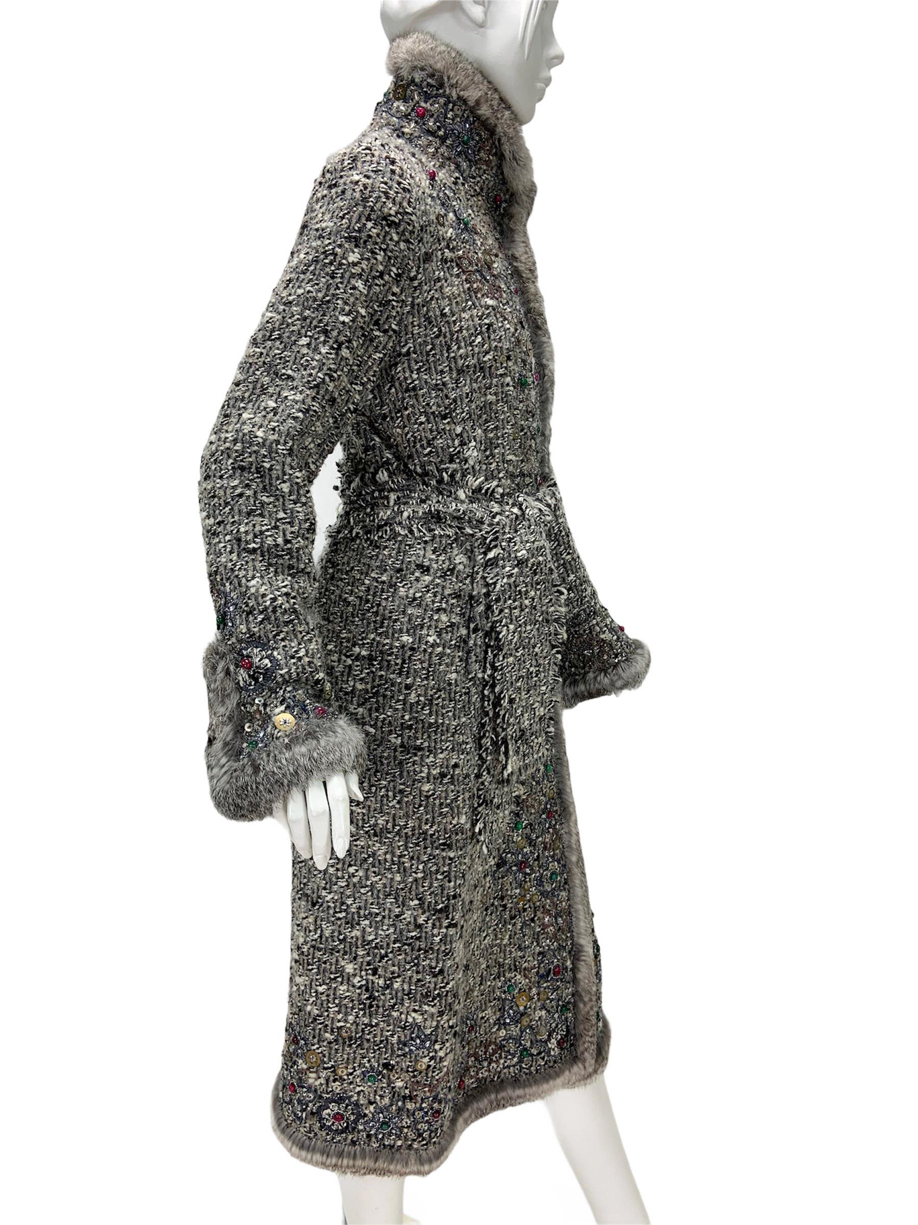 Women's Oscar De La Renta Runway FW 2004 Beaded Embroidered Fur Trim Coat Cardigan XL For Sale