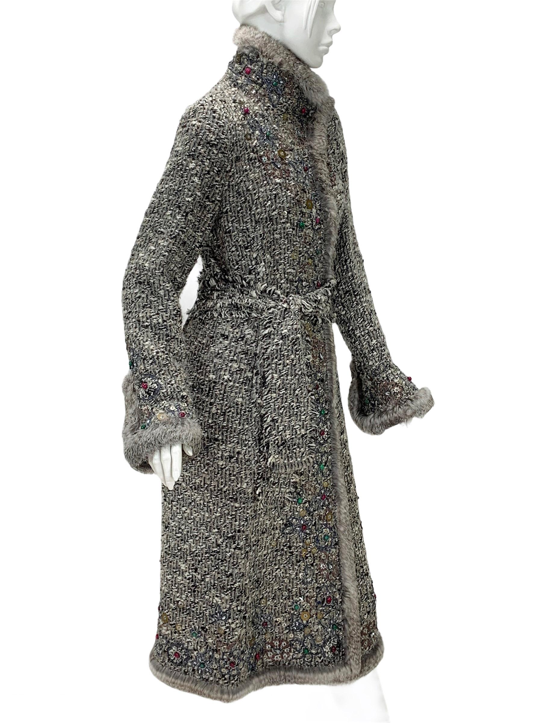 Oscar De La Renta Runway FW 2004 Beaded Embroidered Fur Trim Coat Cardigan XL For Sale 1