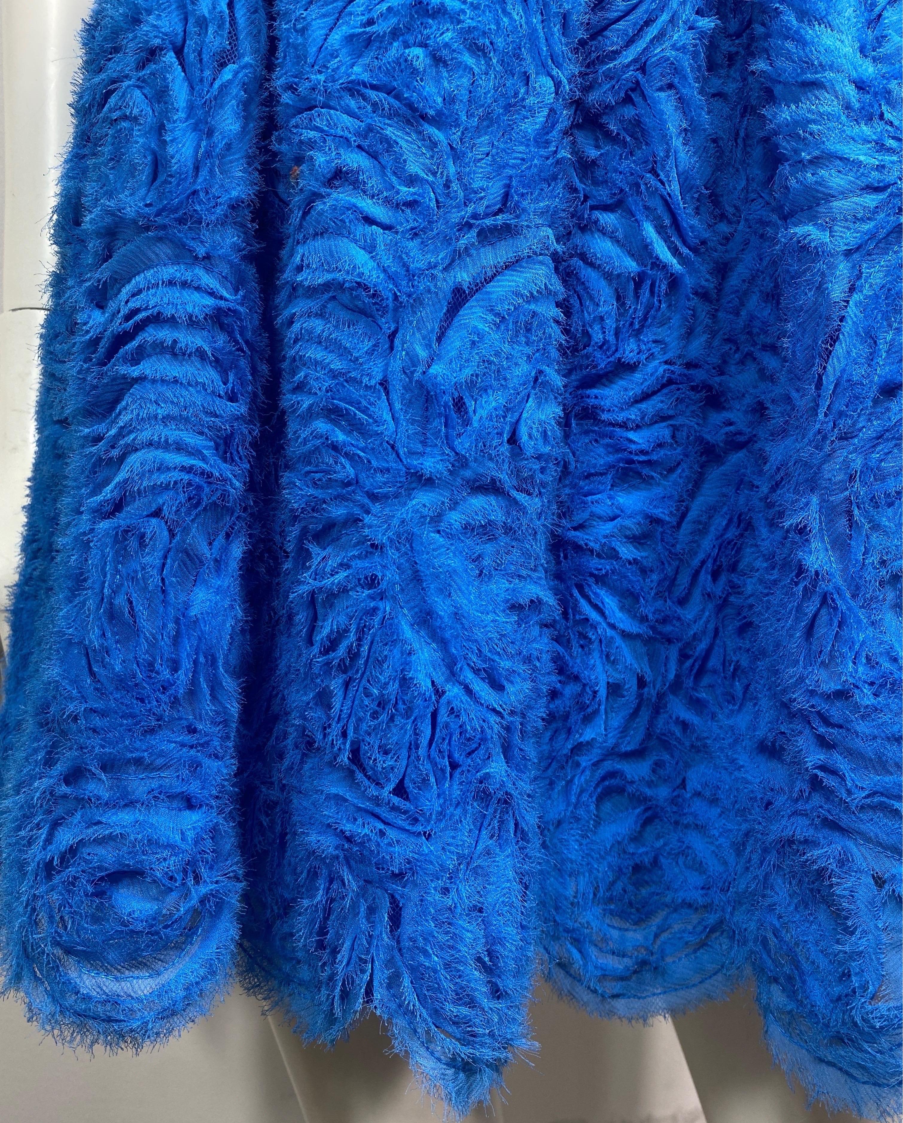 Oscar de La Renta Runway Resort 2013 Royal Blue Chiffon Rosette Dress-Size 4 For Sale 2