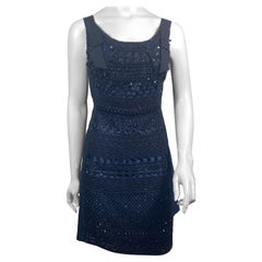 Oscar de La Renta Laufsteg Resort 2016 Marineblaues und schwarzes Kleid mit starken Perlenbesatz-Größe 4