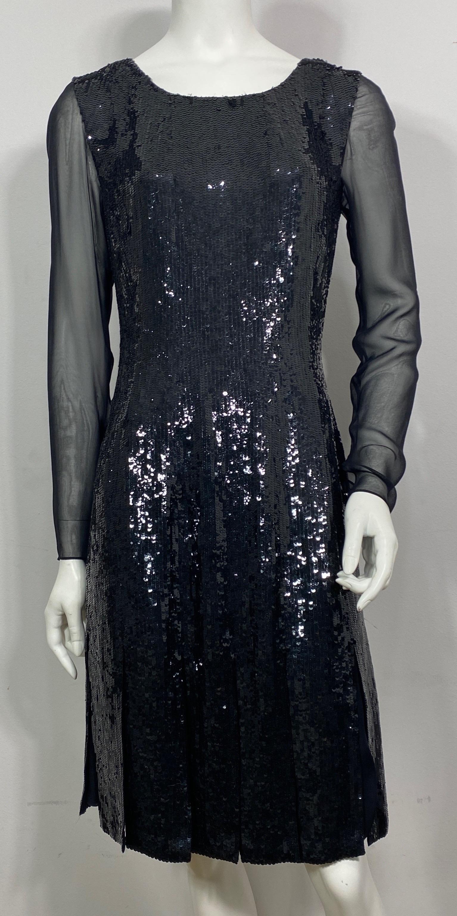 Oscar de La Renta Runway RTW Fall 2012 Black Sequin Car Wash Pleat Dress-Size 8  This Oscar creation is a perfect mix of elegance and femininity. The dress is lined in a black silk chiffon and the sleeves are made of same with a black gem button