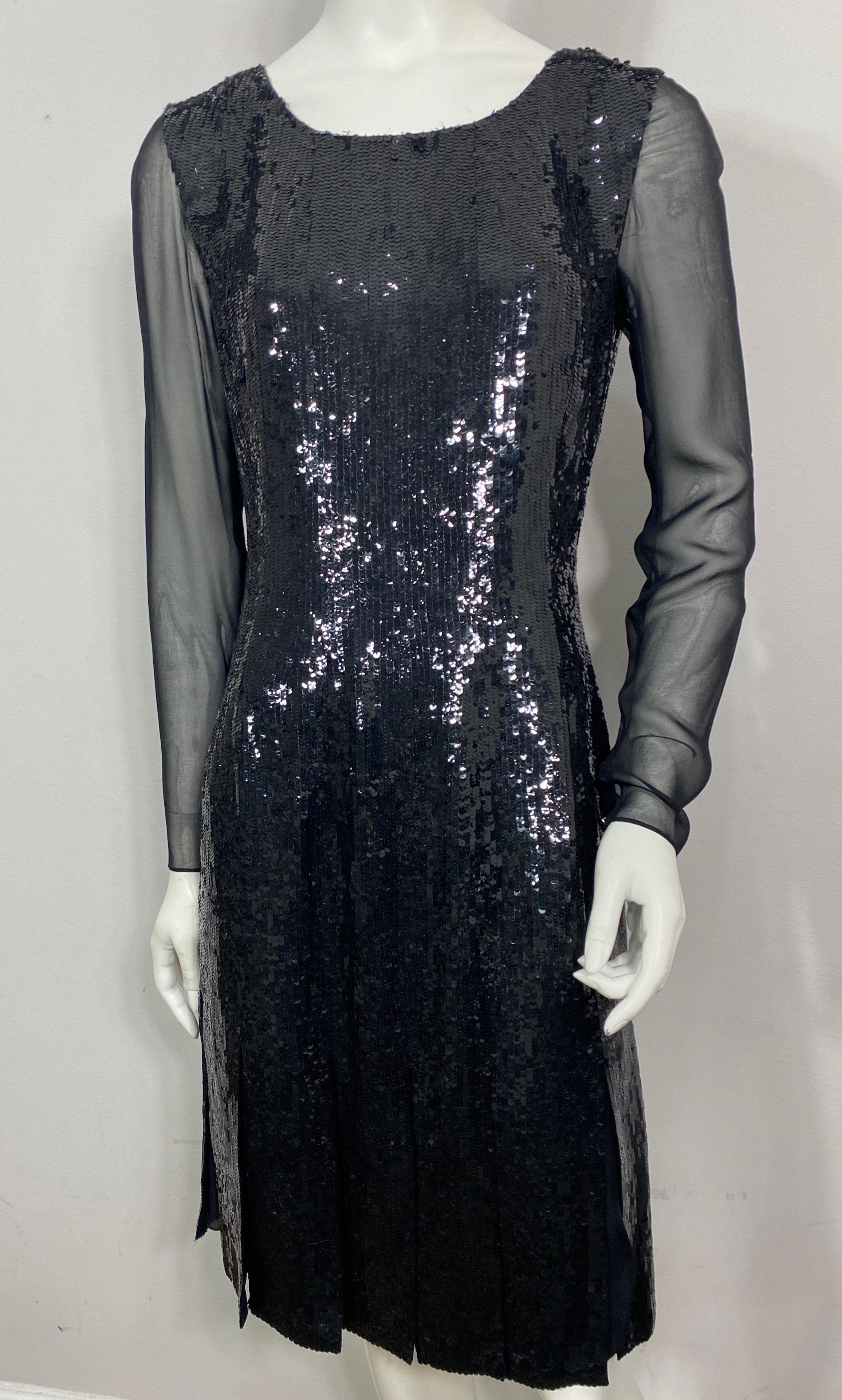 Women's Oscar de La Renta Runway RTW Fall 2012 Black Sequin Car Wash Pleat Dress-Size 8 For Sale
