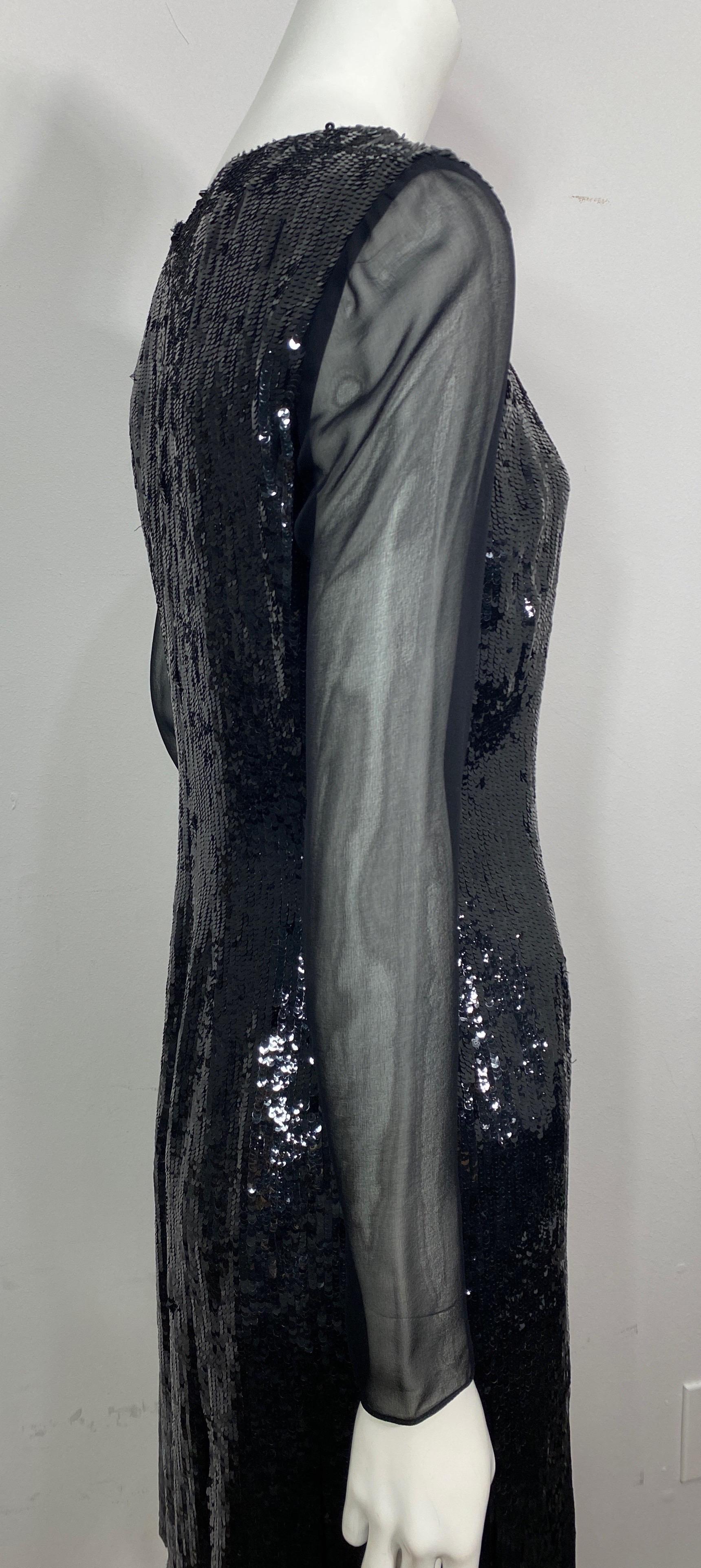 Oscar de La Renta Runway RTW Fall 2012 Black Sequin Car Wash Pleat Dress-Size 8 For Sale 4