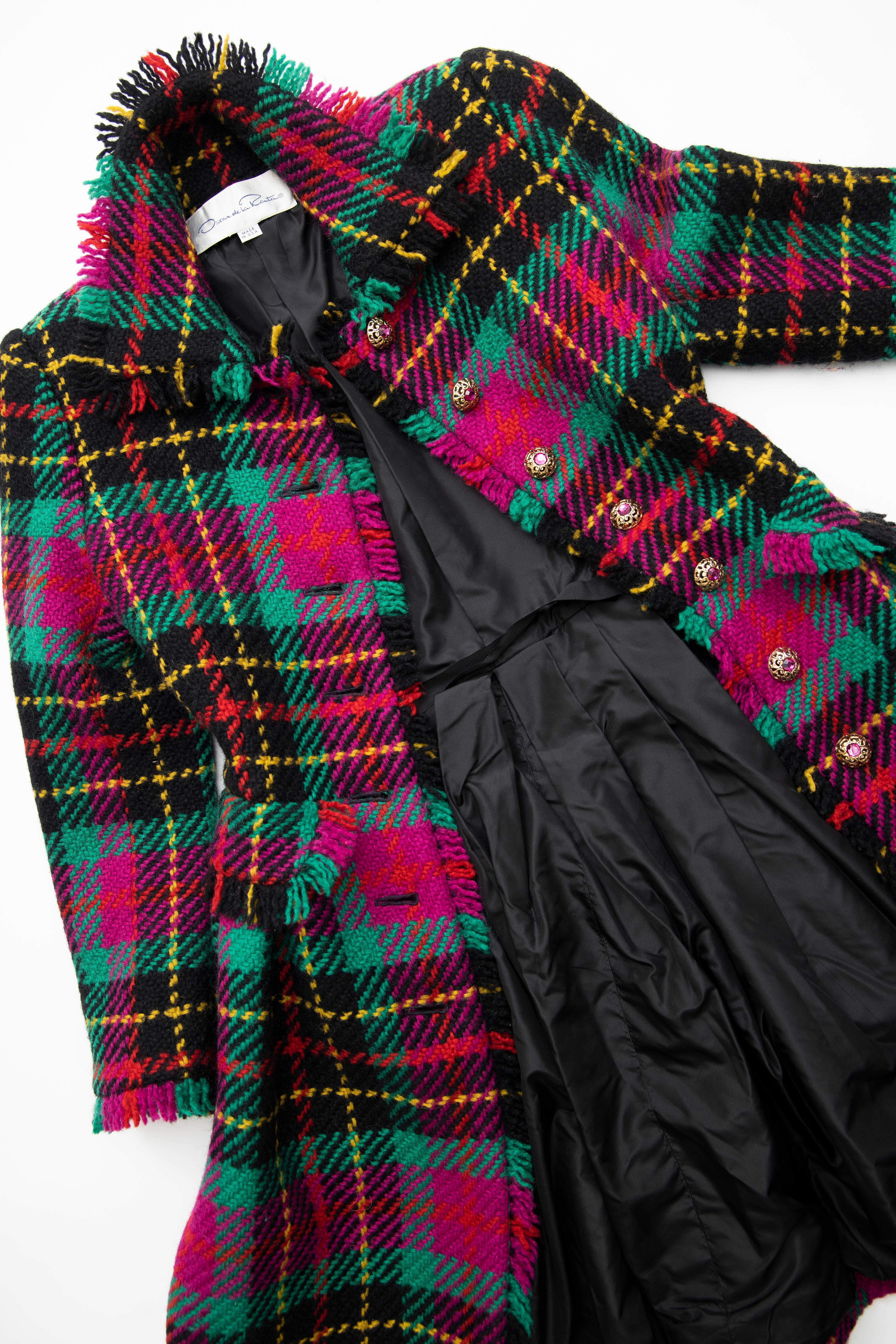 Oscar de La Renta Runway Tartan Plaid Crystal Button Front Coat, Fall 1991 For Sale 10