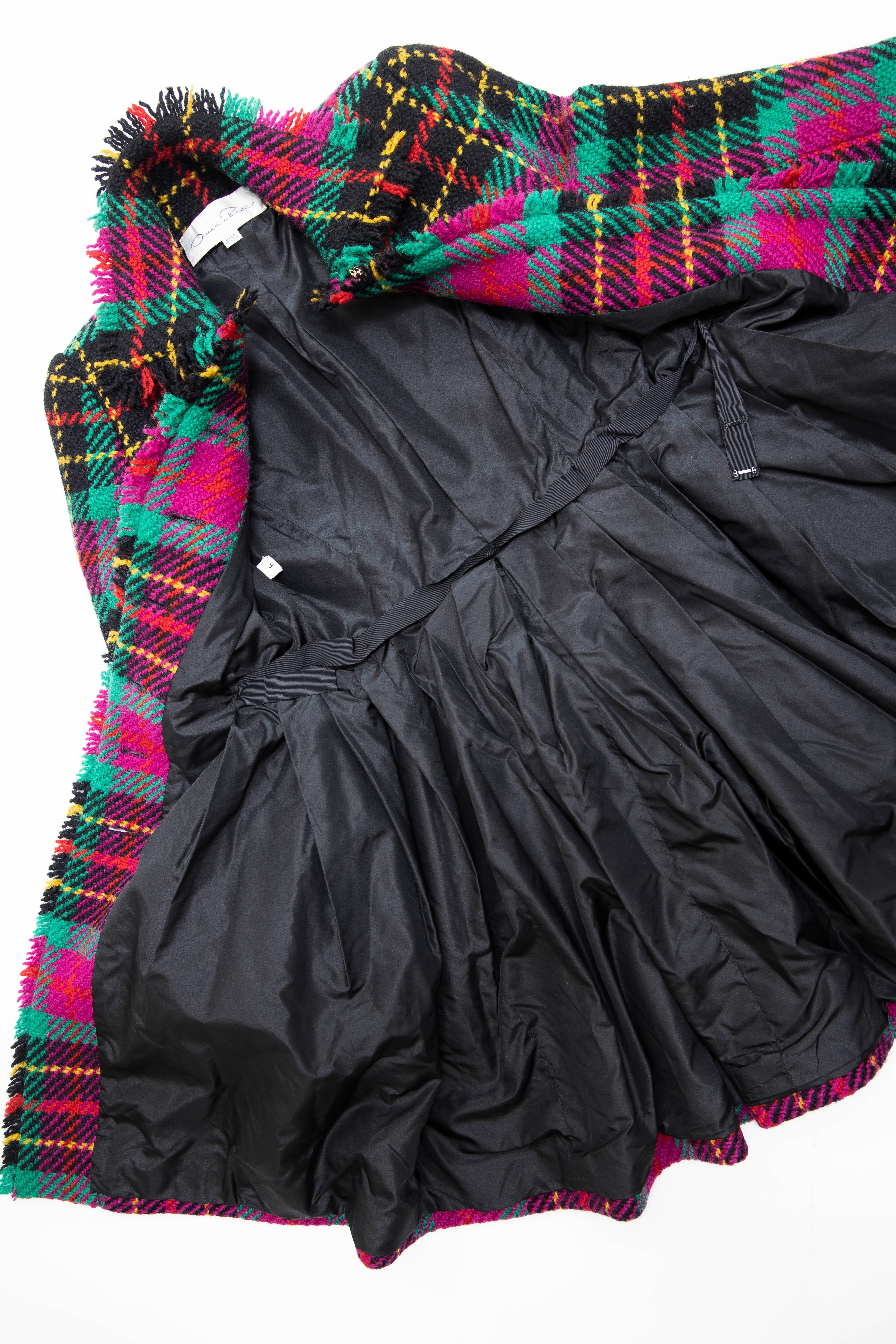 Oscar de La Renta Runway Tartan Plaid Crystal Button Front Coat, Fall 1991 For Sale 11