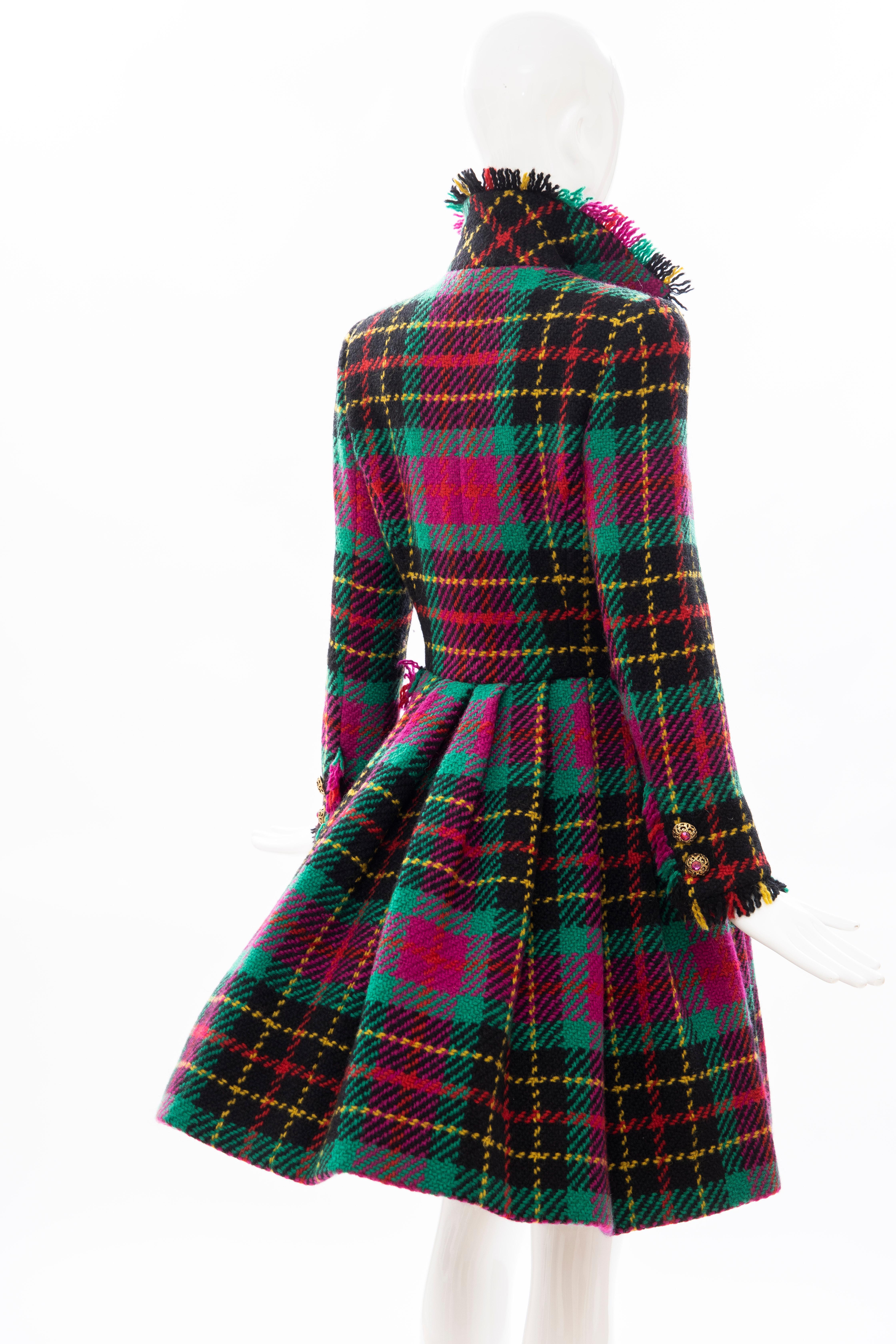 Women's Oscar de La Renta Runway Tartan Plaid Crystal Button Front Coat, Fall 1991 For Sale