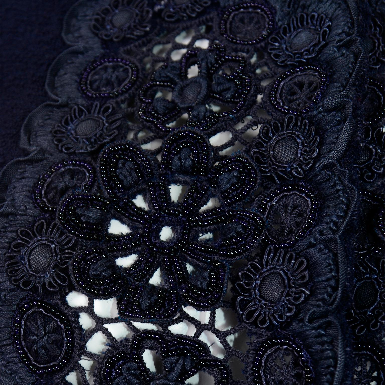 Oscar de la Renta S 2007 Runway Beaded Black Skirt & Jacket Suit w Crochet Lace For Sale 4