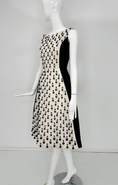 Oscar de la Renta F/S 2013 LK35 Cocktailkleid aus schwarzer und weißer Seide und Twill mit Perlenbesatz aus Seide 2