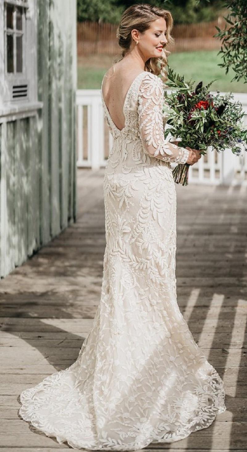 Oscar De La Renta - P/E 2021 - Abito da sposa ricamato in pizzo, avorio, S.I.M. in vendita 7