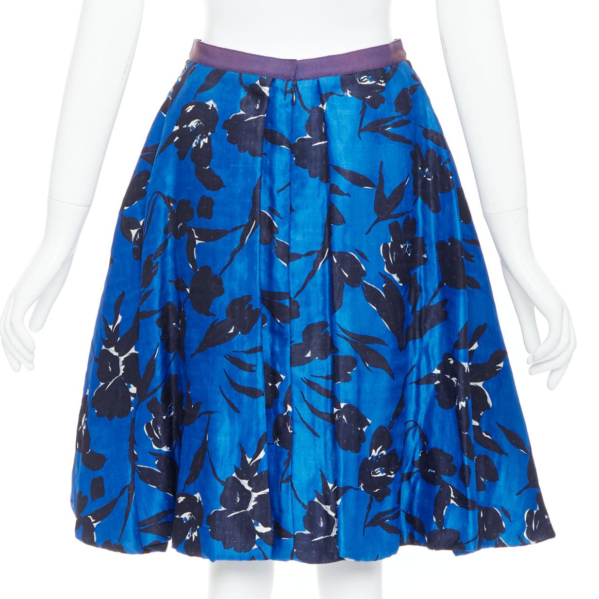 OSCAR DE LA RENTA S07 blue black silk cotton floral print full midi skirt US2 S For Sale 1