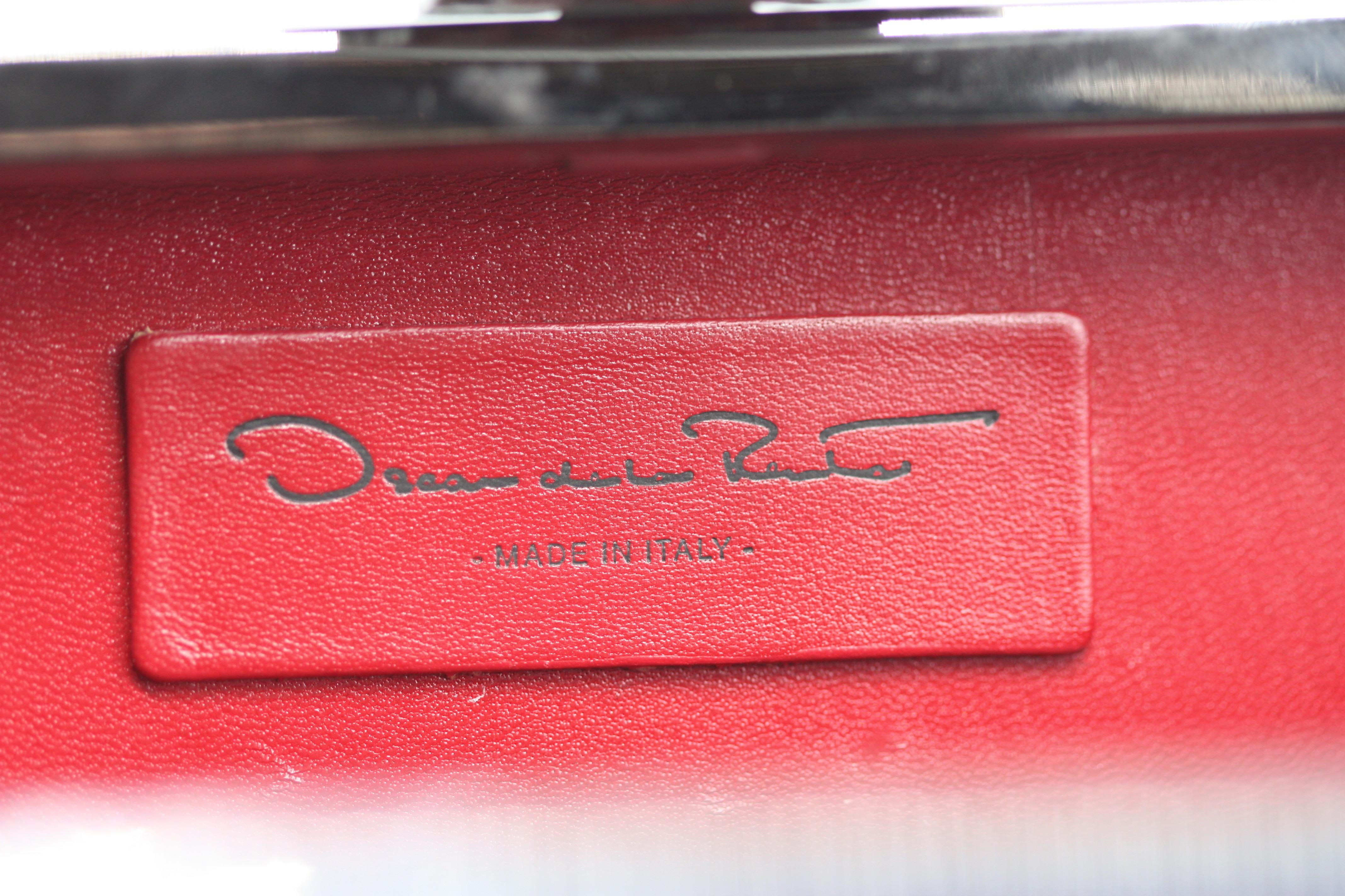 Oscar de la Renta Satin Covered Evening Bag en venta 5