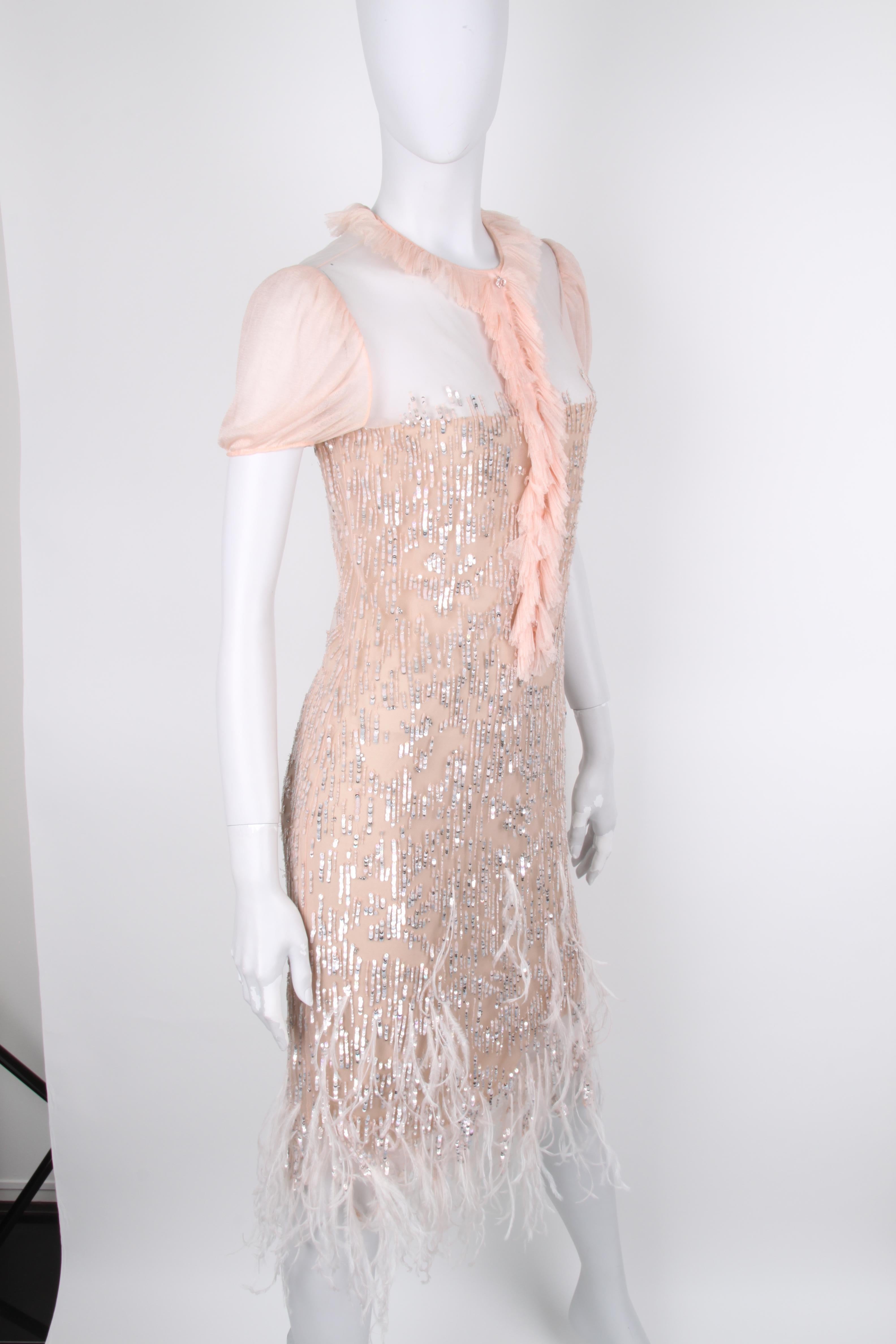 Beige Oscar De La Renta Sequins and Feathers dress For Sale