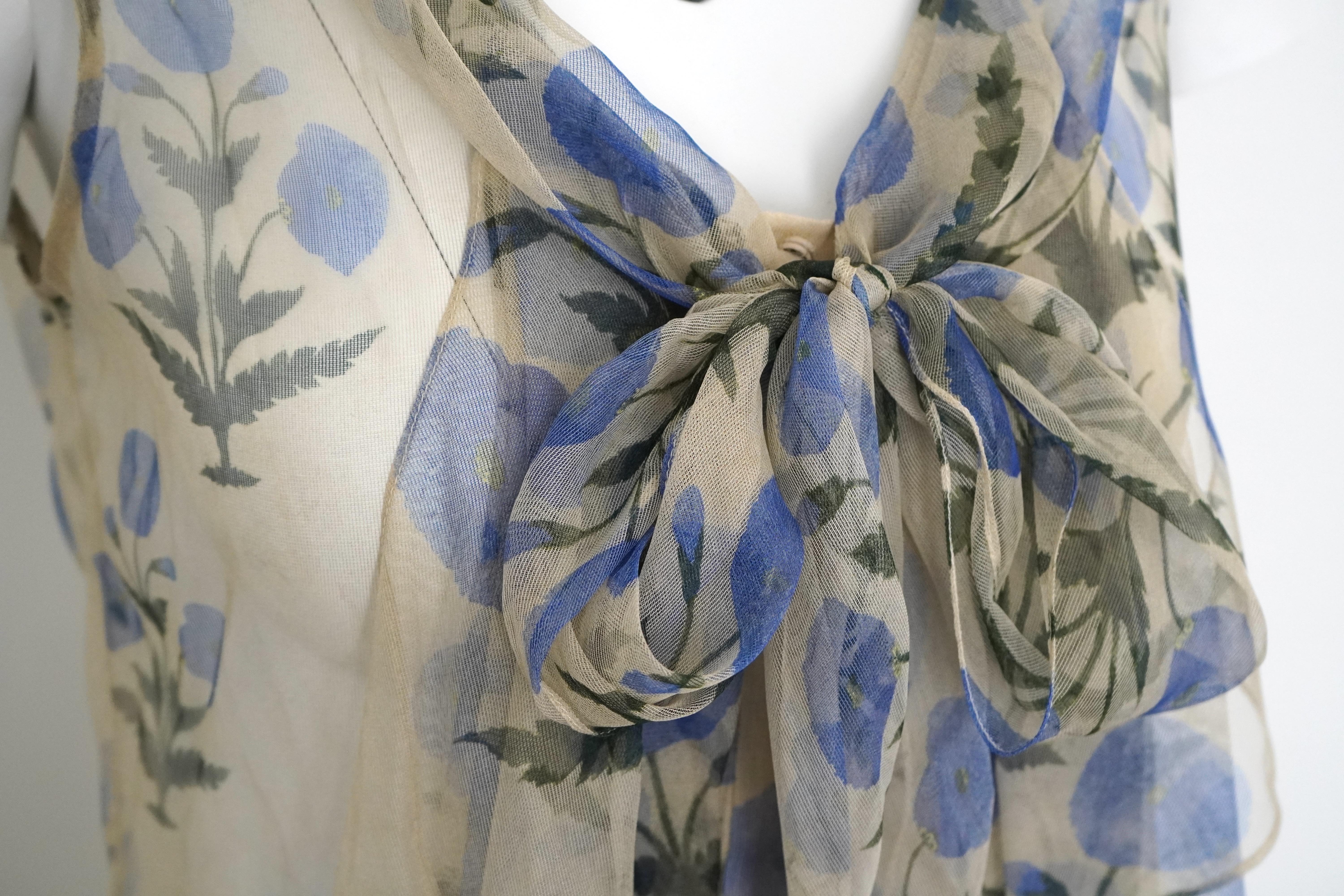 Oscar De La Renta Sheer Floral Sleeveless Blouse For Sale 4