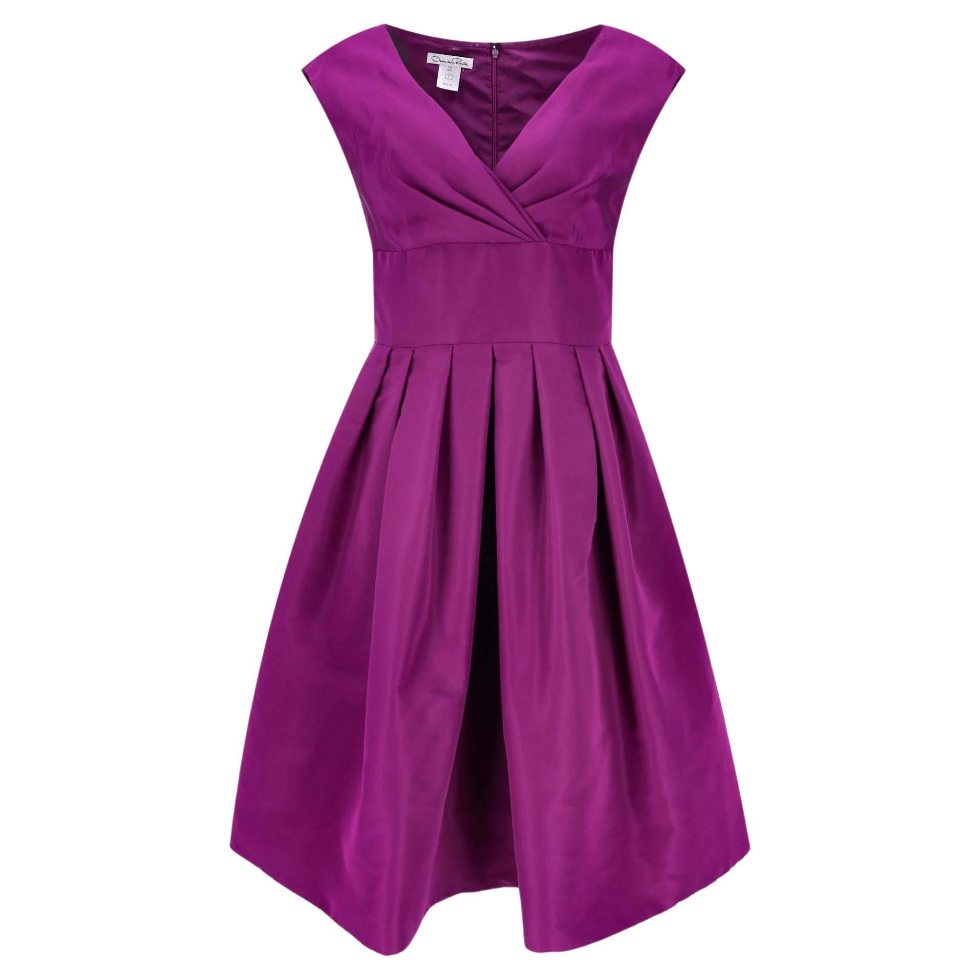 Oscar De La Renta Silk Flared Pleated Dress