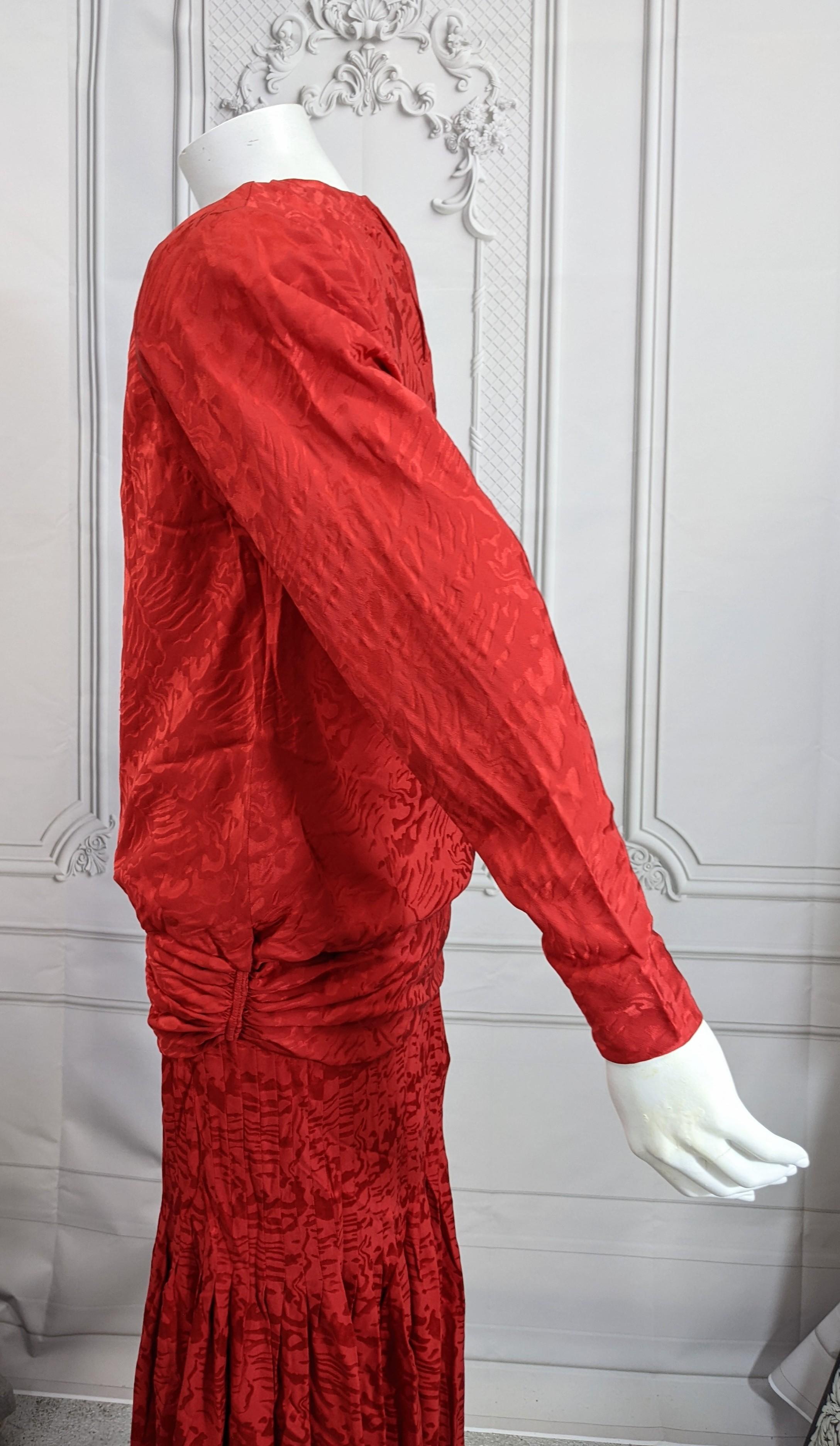 Red Oscar de la Renta Silk Jacquard Evening Gown For Sale