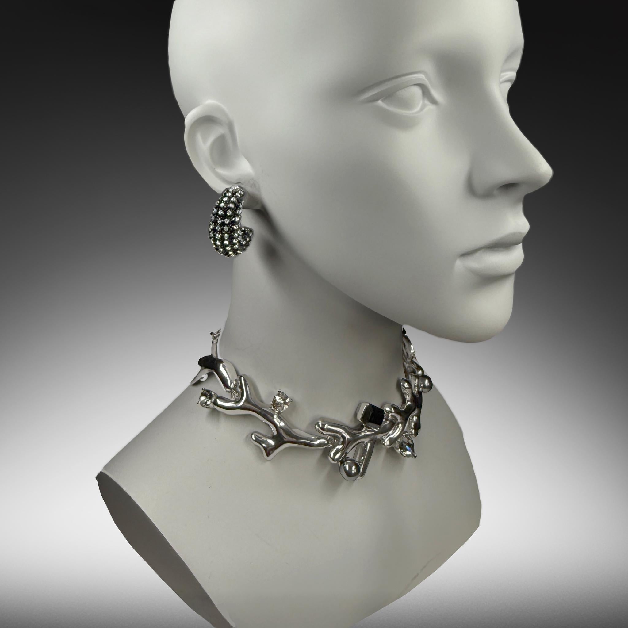 Oscar De La Renta - Girocollo con ramo di corallo placcato in argento e cristalli Swarovski in vendita 2