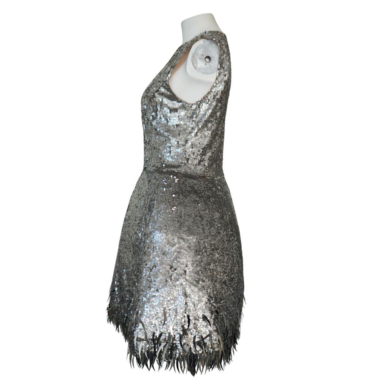 Oscar De La Renta Silver - Mini robe à franges pailletées en vente 2