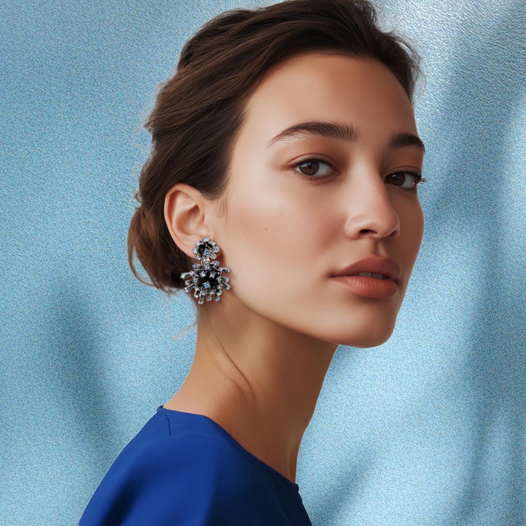 Oscar de la Renta Silvertone Starburst Drop Earrings with Swarovski Crystals For Sale 2