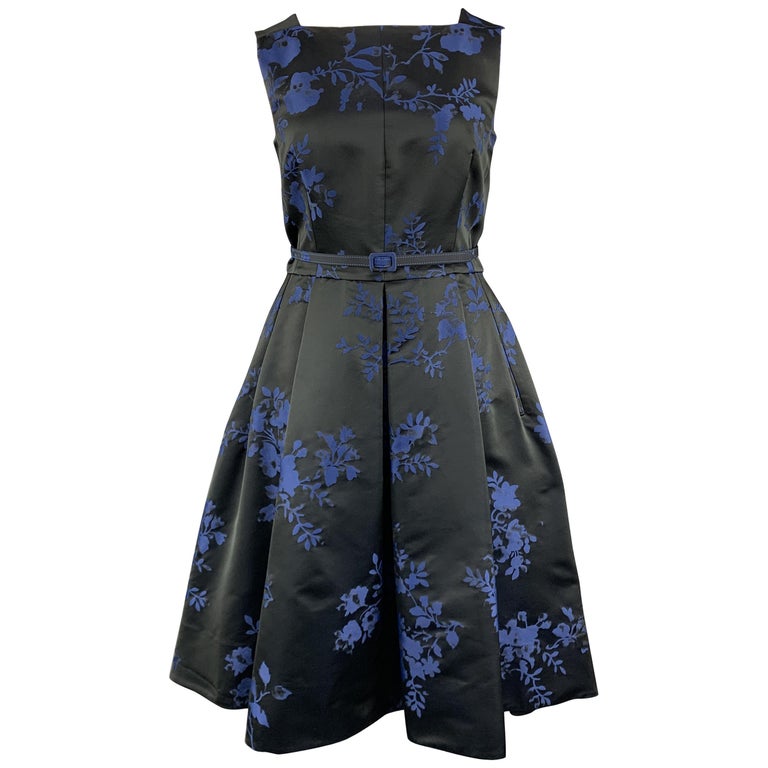 OSCAR DE LA RENTA Size 12 Black and Blue Floral Satin Sleeveless ...