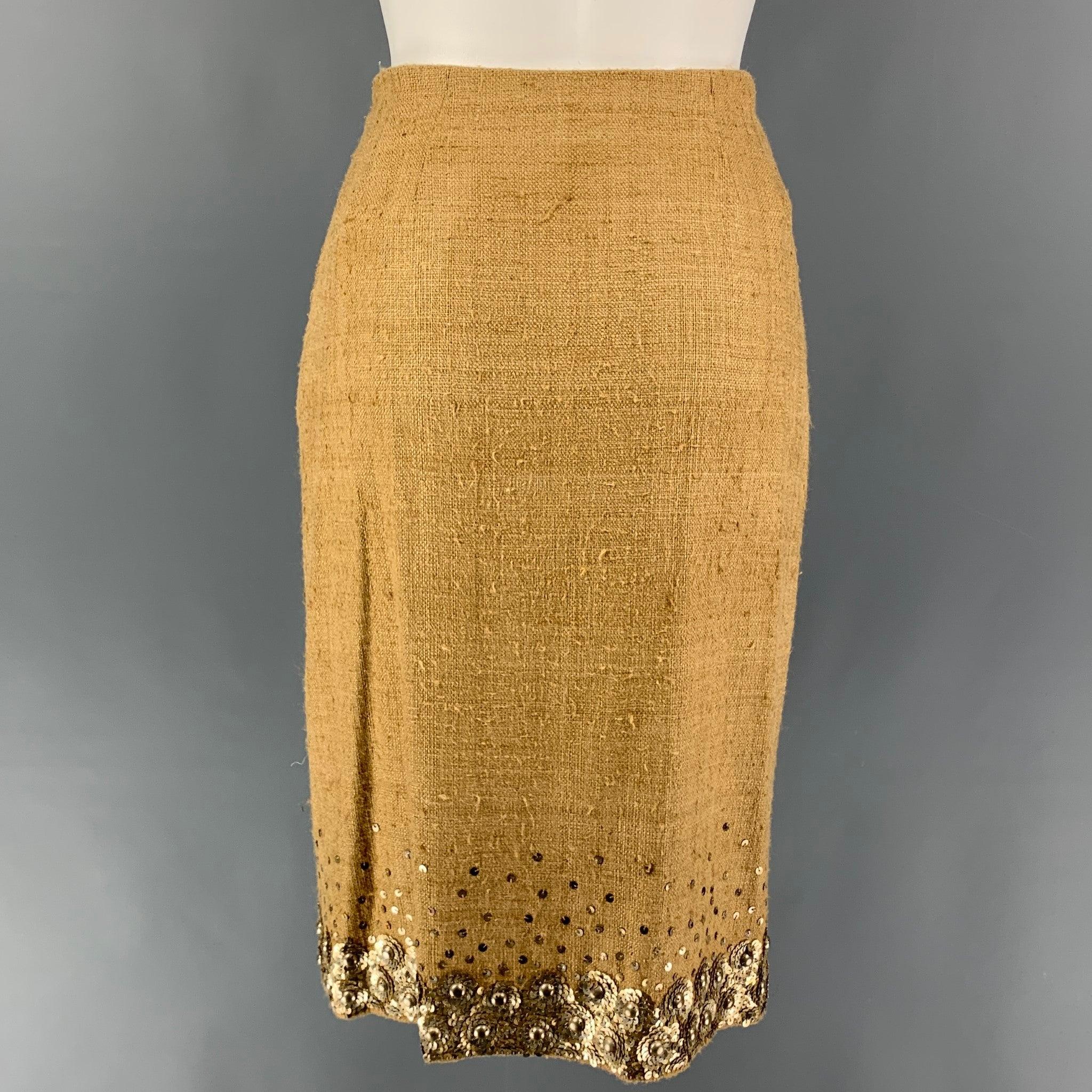 Women's OSCAR DE LA RENTA Size 6 Beige Silk Pencil Skirt For Sale