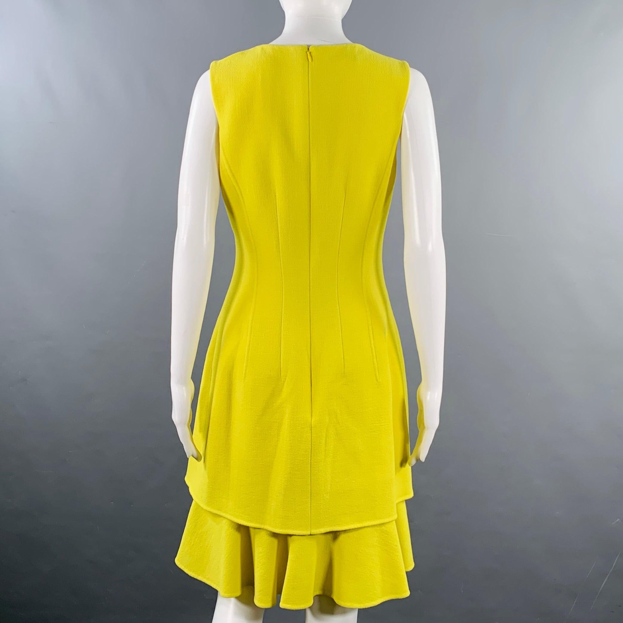 Women's OSCAR DE LA RENTA Size 6 Neon Yellow Crepe Tiered Cocktail Dress For Sale