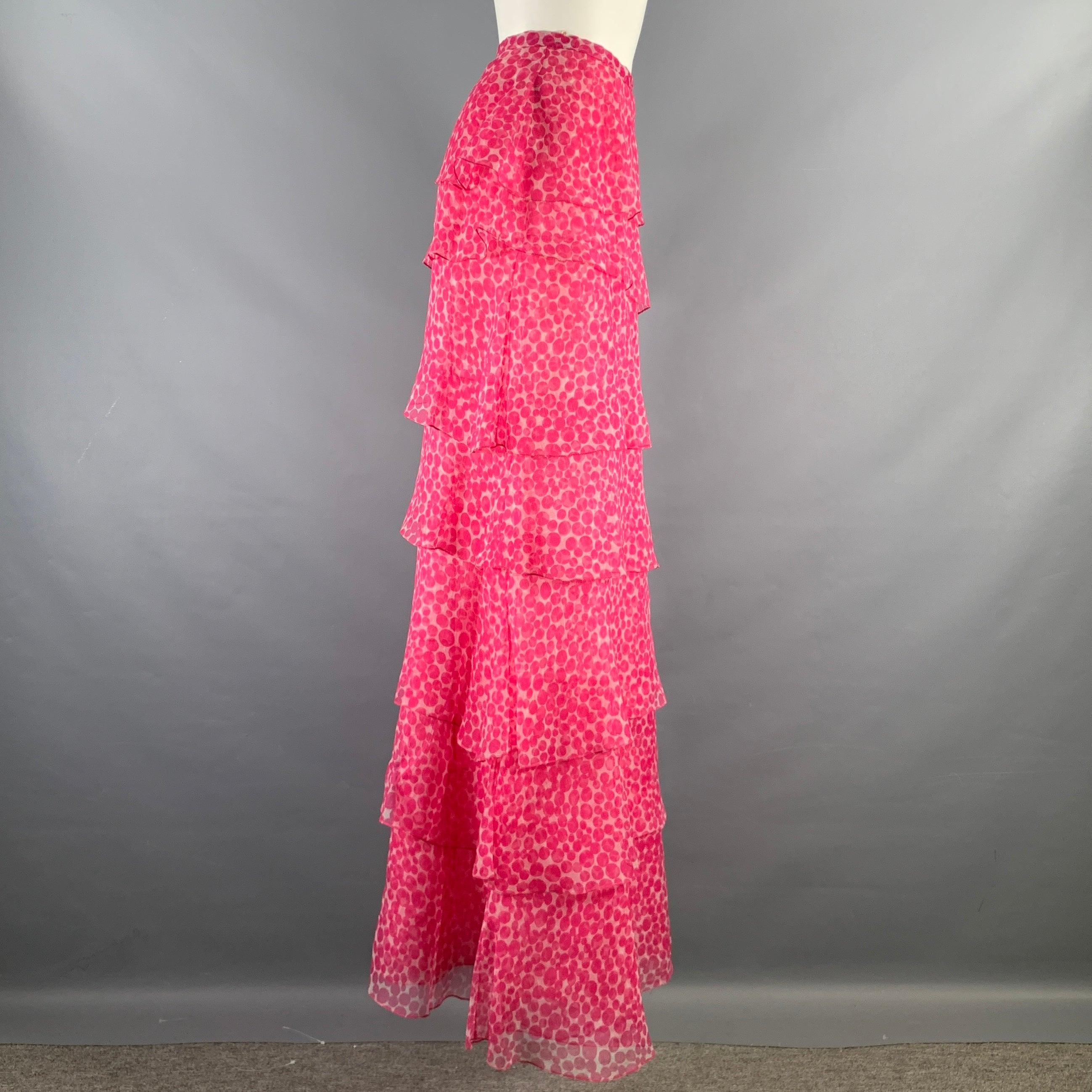 OSCAR DE LA RENTA skirt comes in a pink and white dots woven featuring a ruffled layers design, and a side zip up closure. Made in USA. Very Good Pre-Owned Condition. 

Marked:   8 

Measurements: 
  Waist: 28 inches Hip: 40 inches Length: 44 inches