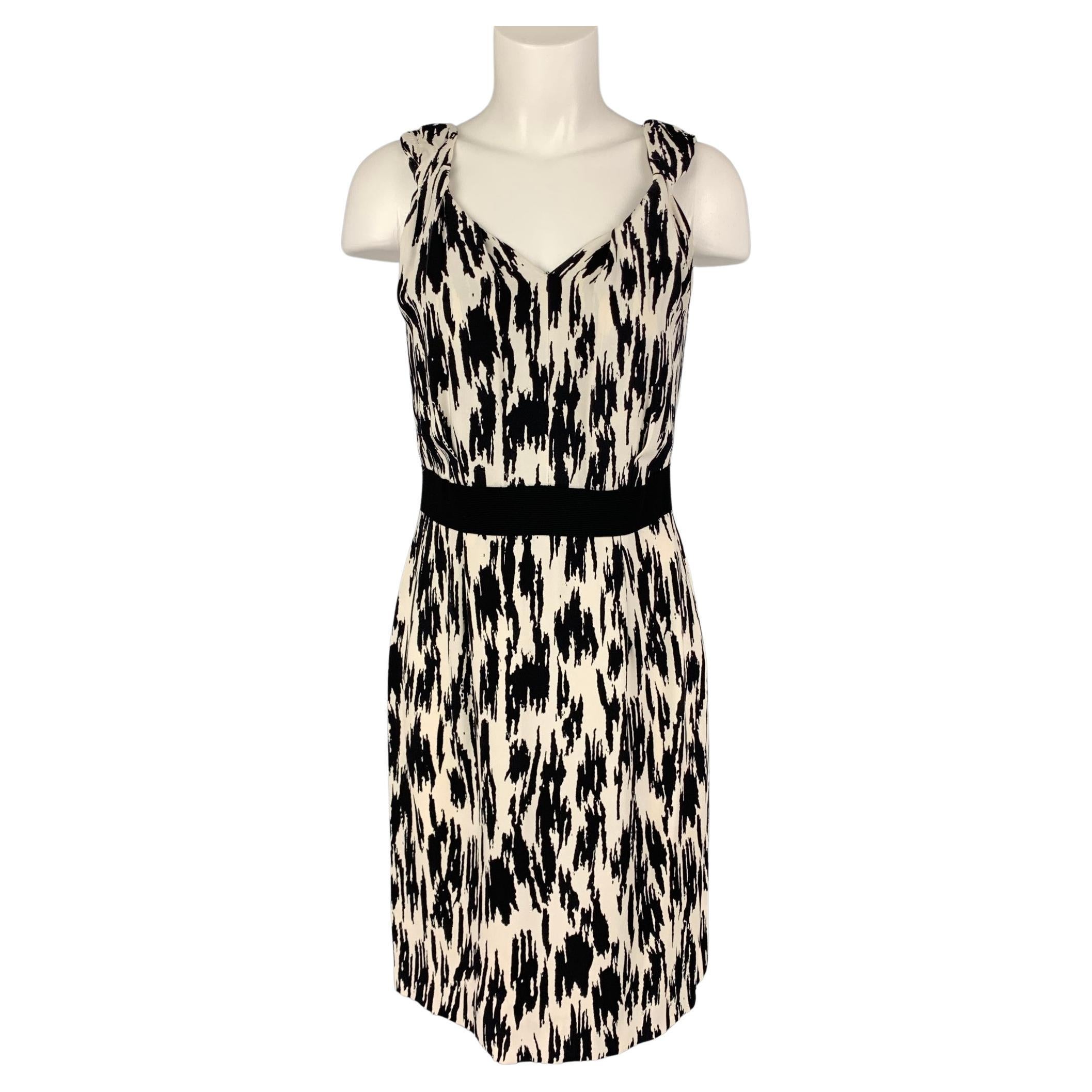 Oscar De La Renta Black And White Wool-Blend Floral-Printed Dress For ...