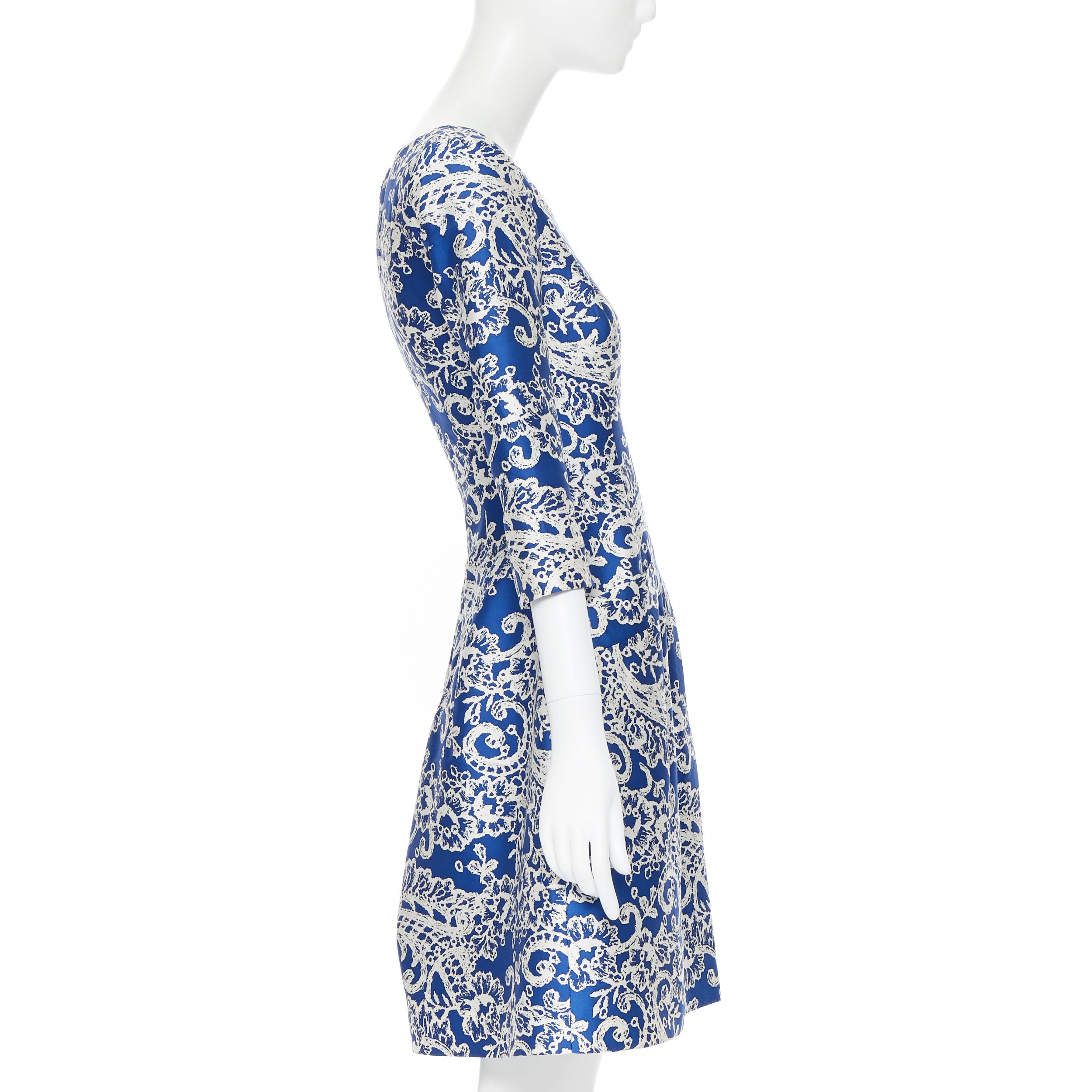 OSCAR DE LA RENTA SS14 blue white baroque print V-neck dual pocket dress US0 XS 1