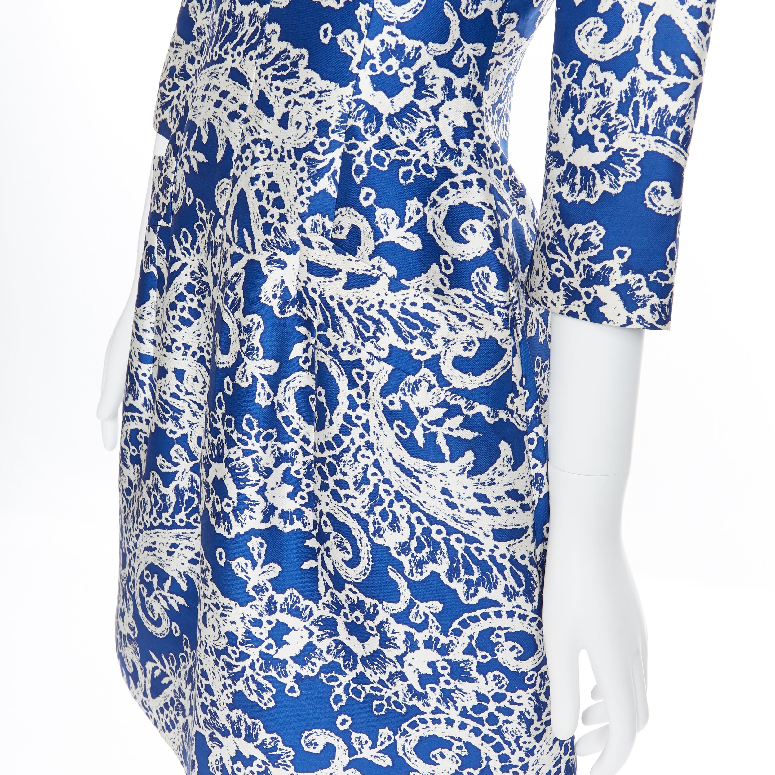 OSCAR DE LA RENTA SS14 blue white baroque print V-neck dual pocket dress US0 XS 5