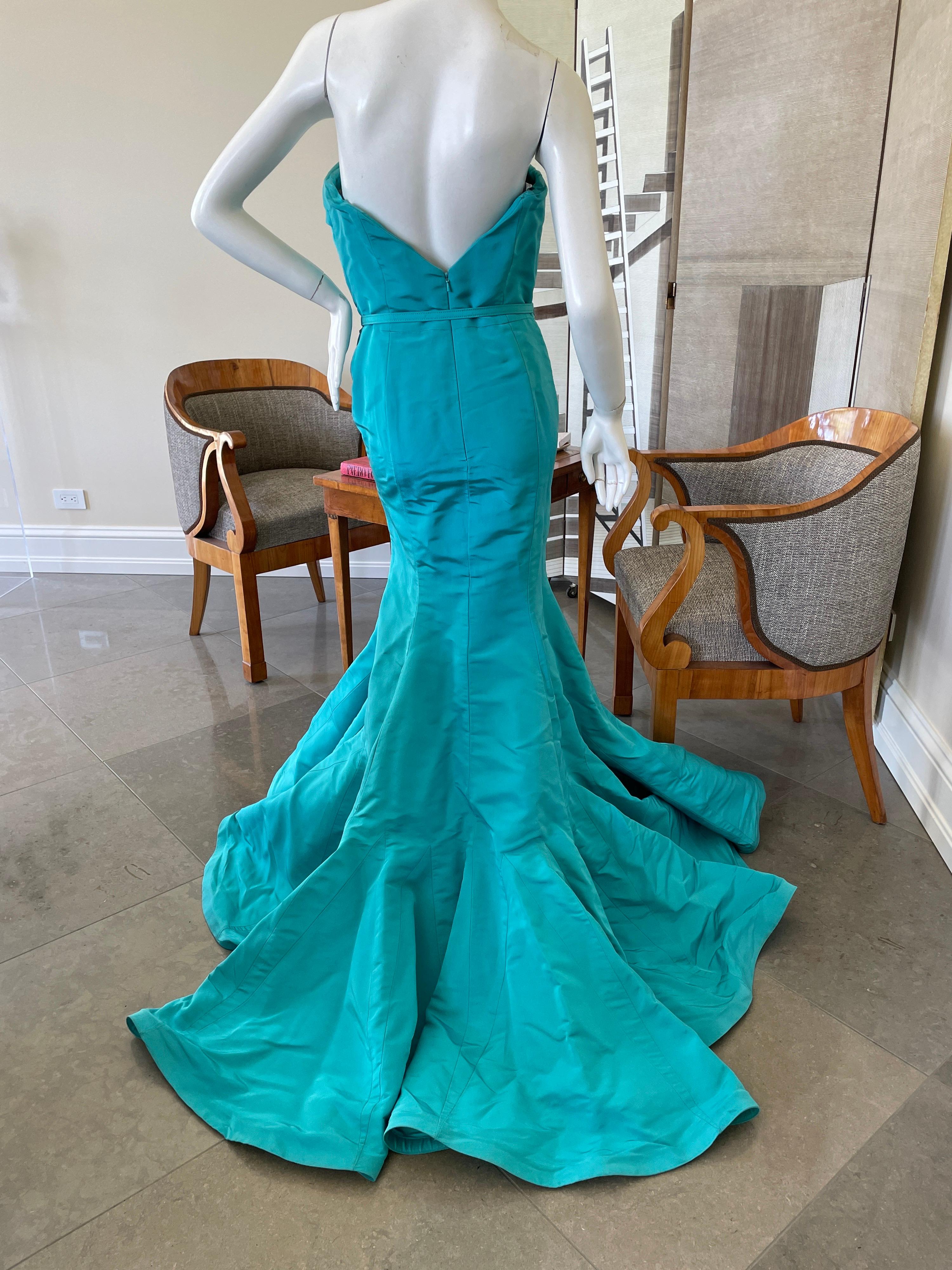 Oscar de la Renta Striking Strapless Robin's Egg Blue Silk Taffeta Mermaid Dress For Sale 1