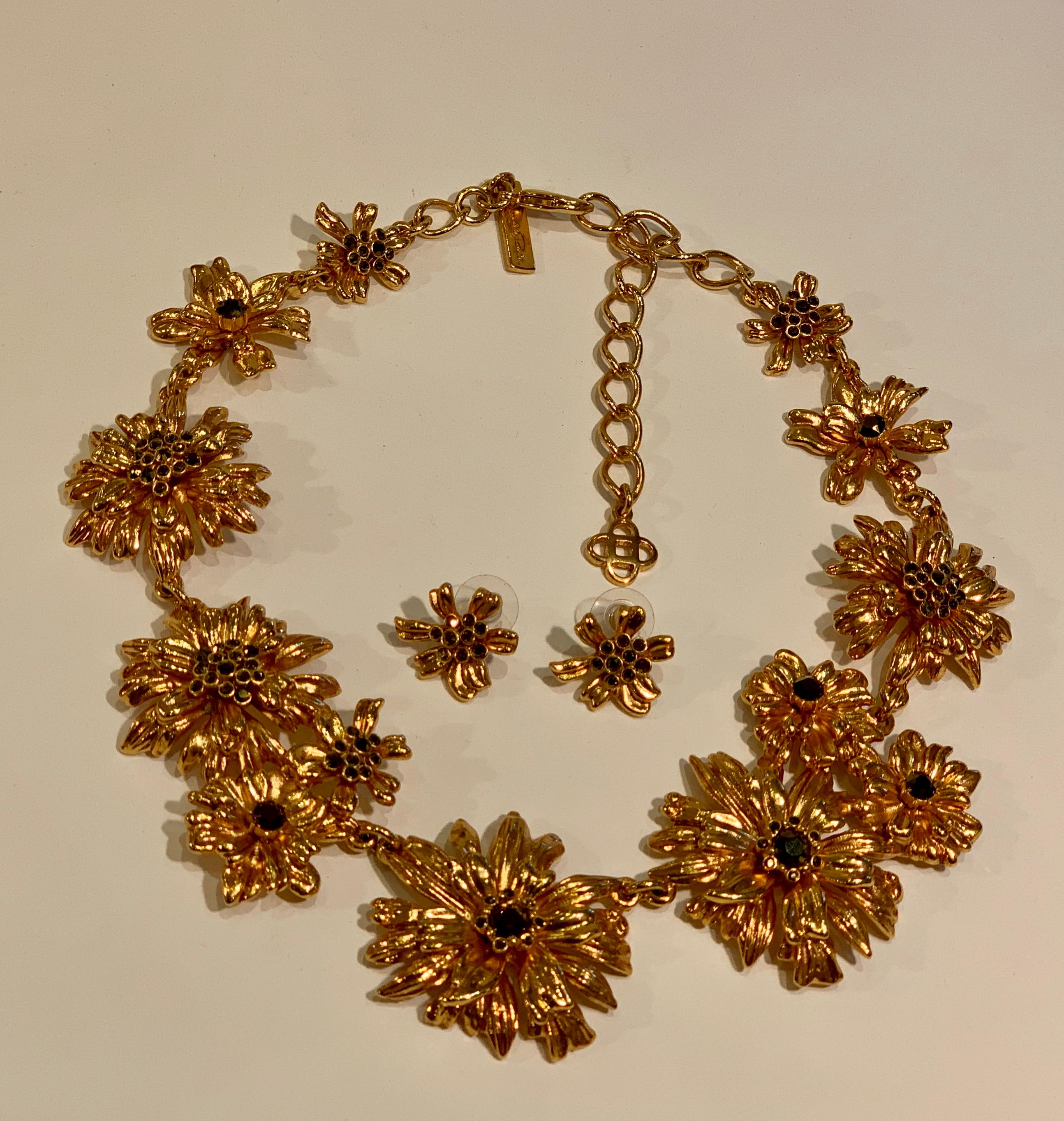 Round Cut Oscar de la Renta Swarovski Crystal Flower Collar Necklace and Matching Earrings