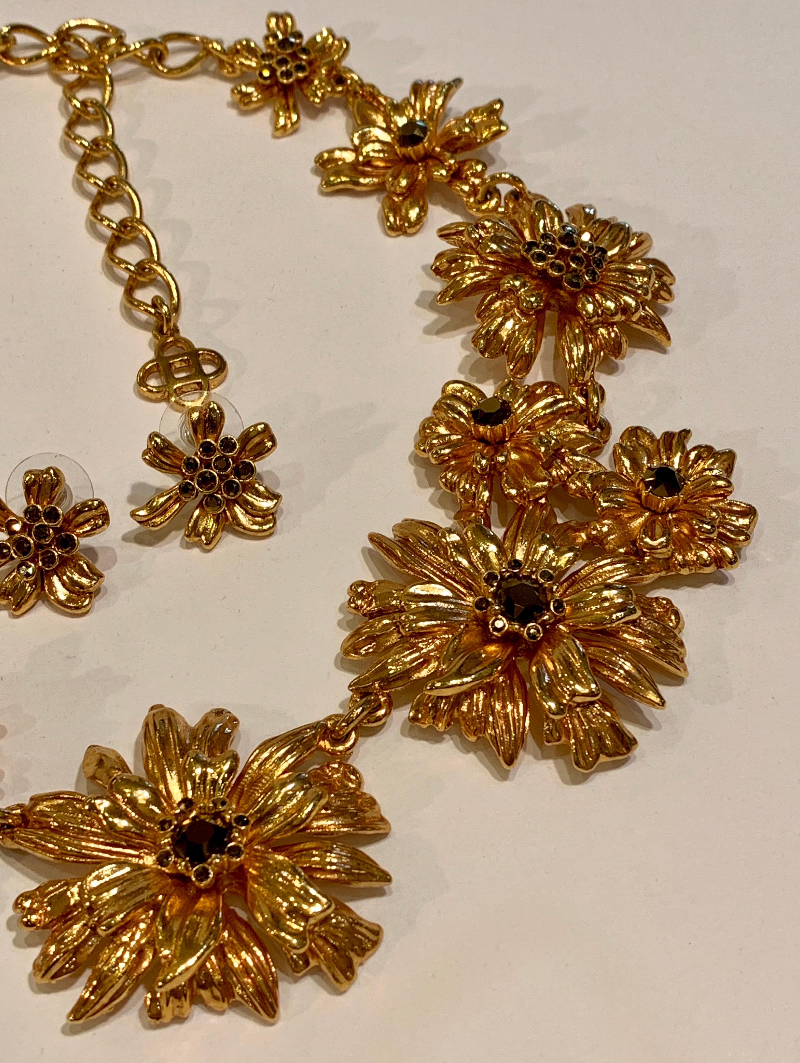 Oscar de la Renta Swarovski Crystal Flower Collar Necklace and Matching Earrings 3