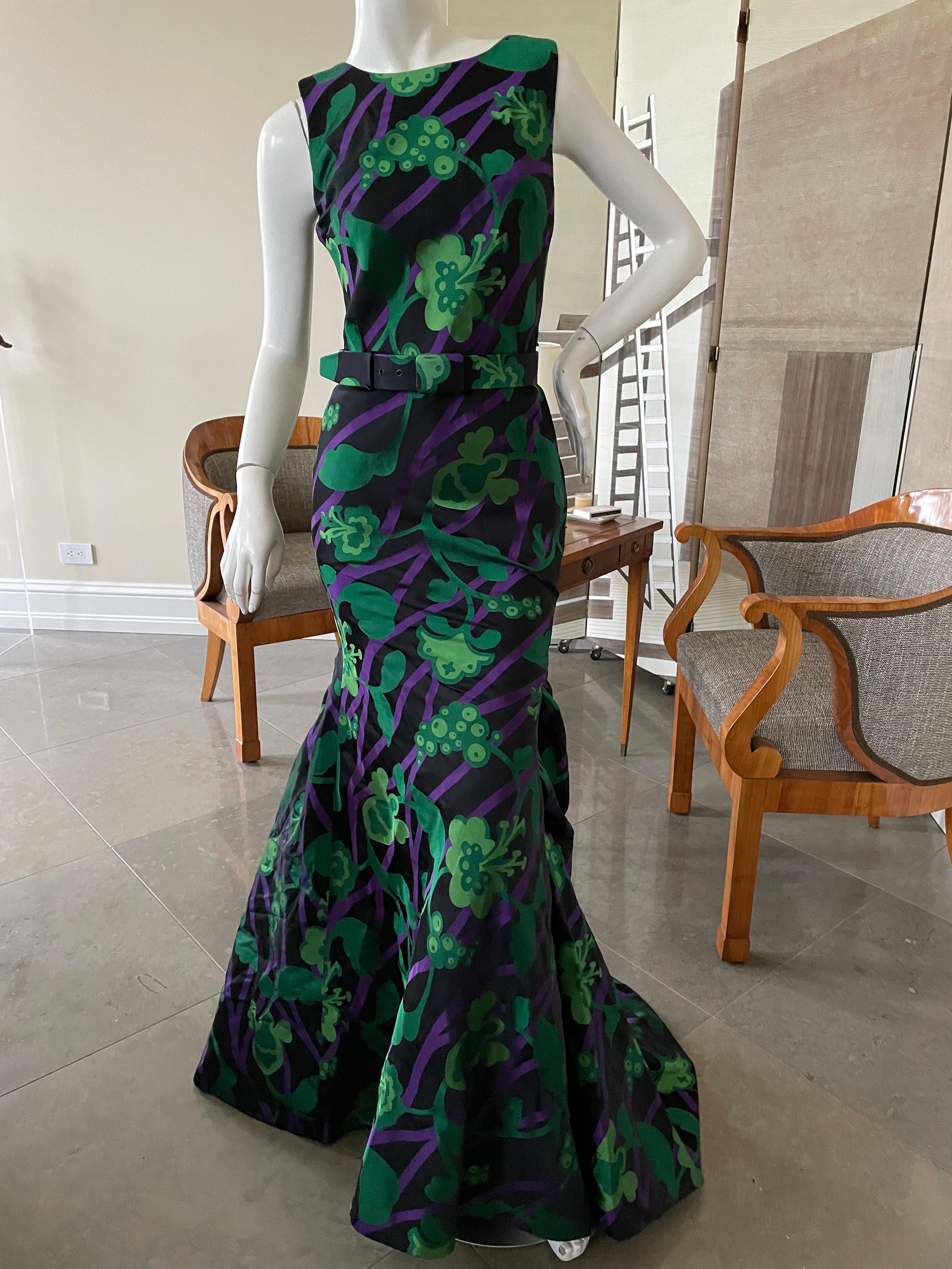 Oscar de la Renta Vintage Floral Evening Dress with Grand Mermaid Train and Belt In Excellent Condition For Sale In Cloverdale, CA