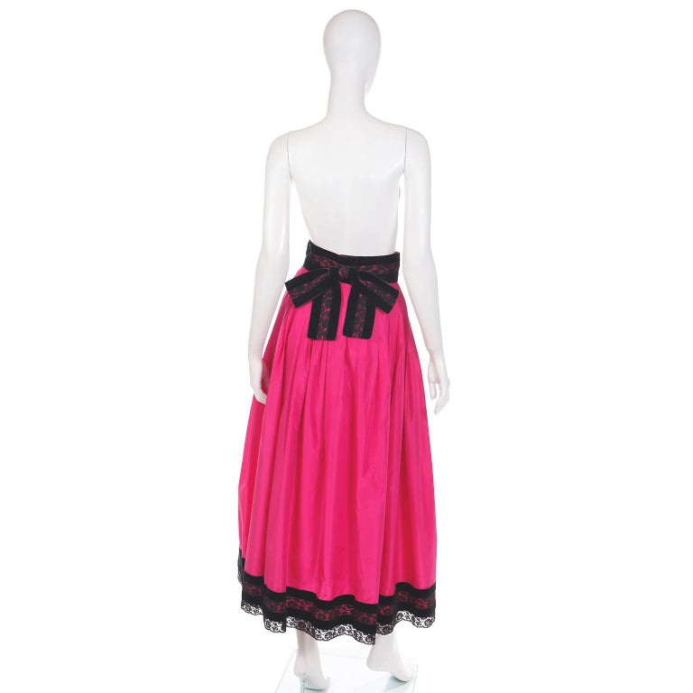 Women's Oscar de la Renta Vintage Hot Pink Maxi Silk Taffeta Skirt w Black Lace Trim For Sale
