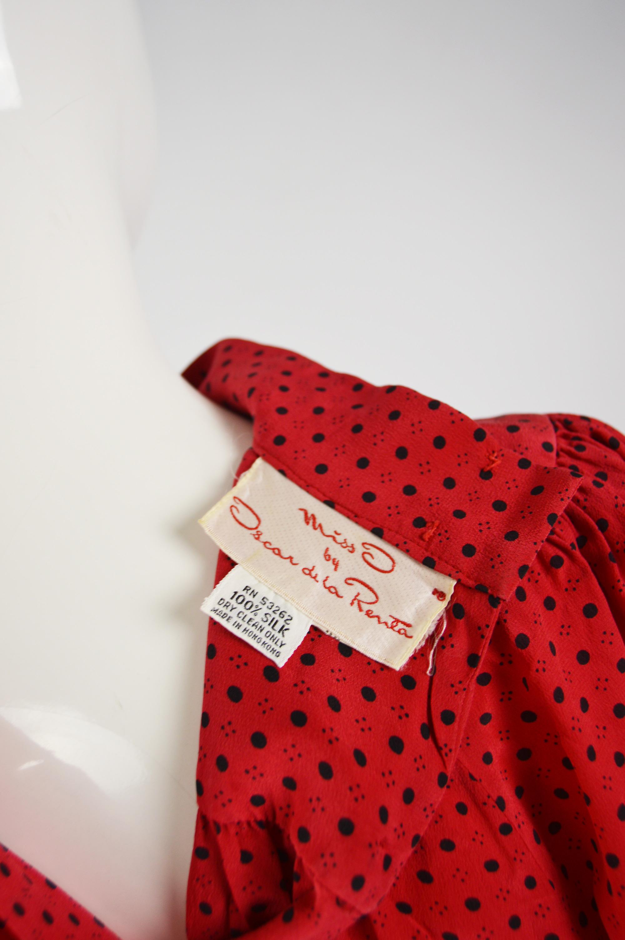 Oscar de la Renta Vintage Red Silk Puffed Sleeve Dress For Sale 4