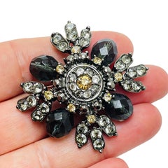 OSCAR DE LA RENTA vintage silver rhinestone designer runway brooch