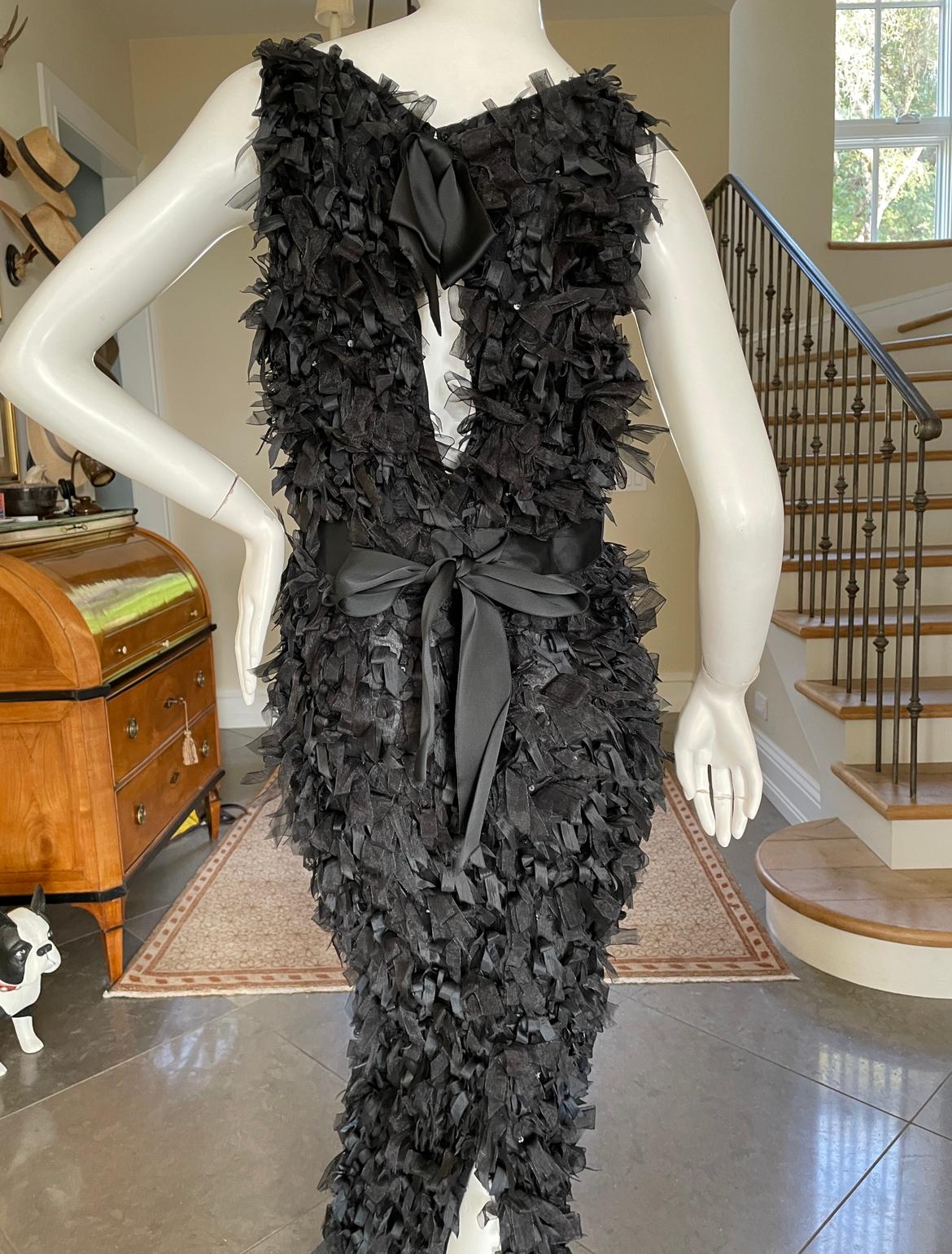 Oscar de la Renta Vintage Sleeveless Black Fringed Evening Dress In Excellent Condition For Sale In Cloverdale, CA