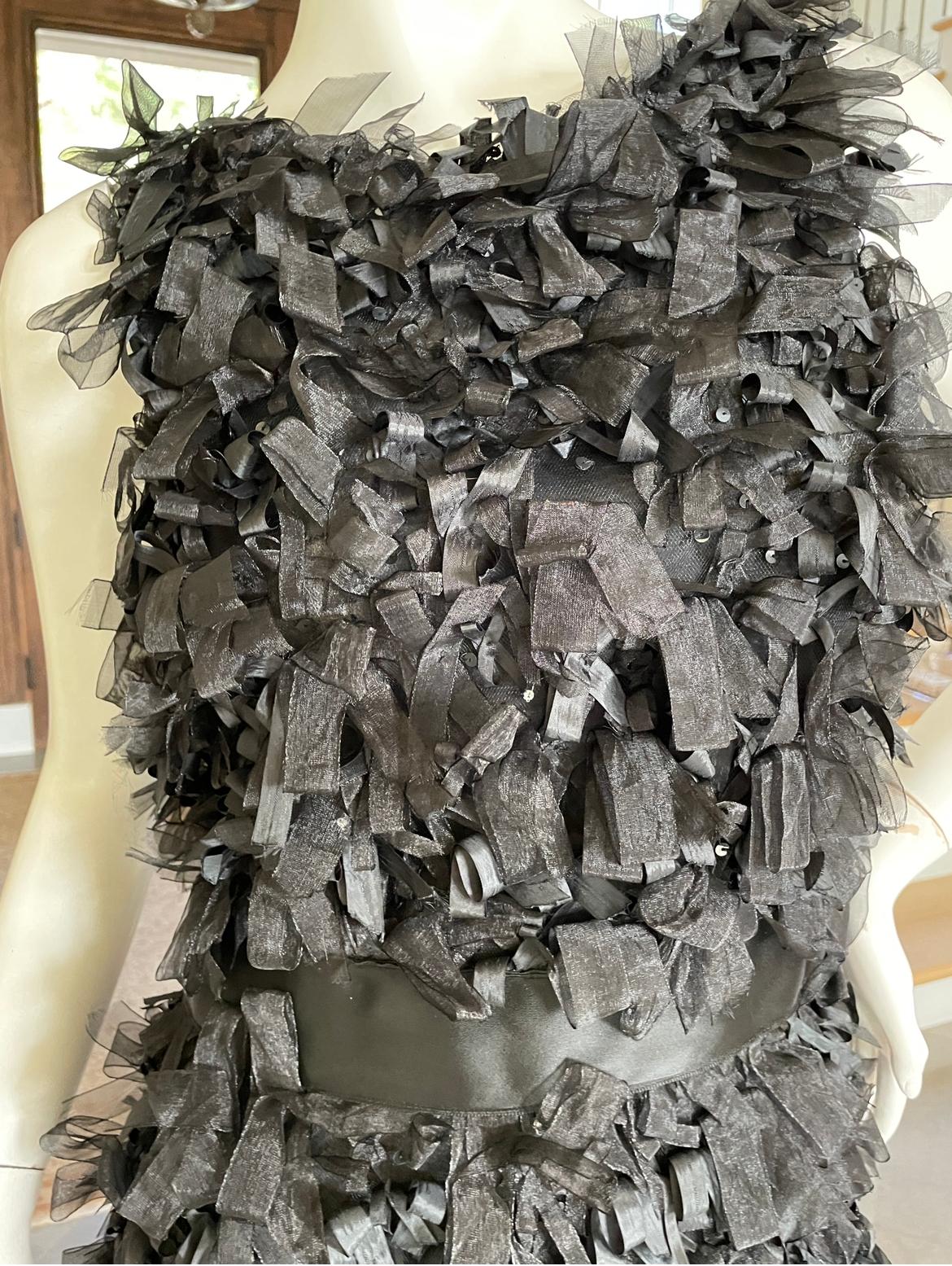 Oscar de la Renta Vintage Sleeveless Black Fringed Evening Dress For Sale 1