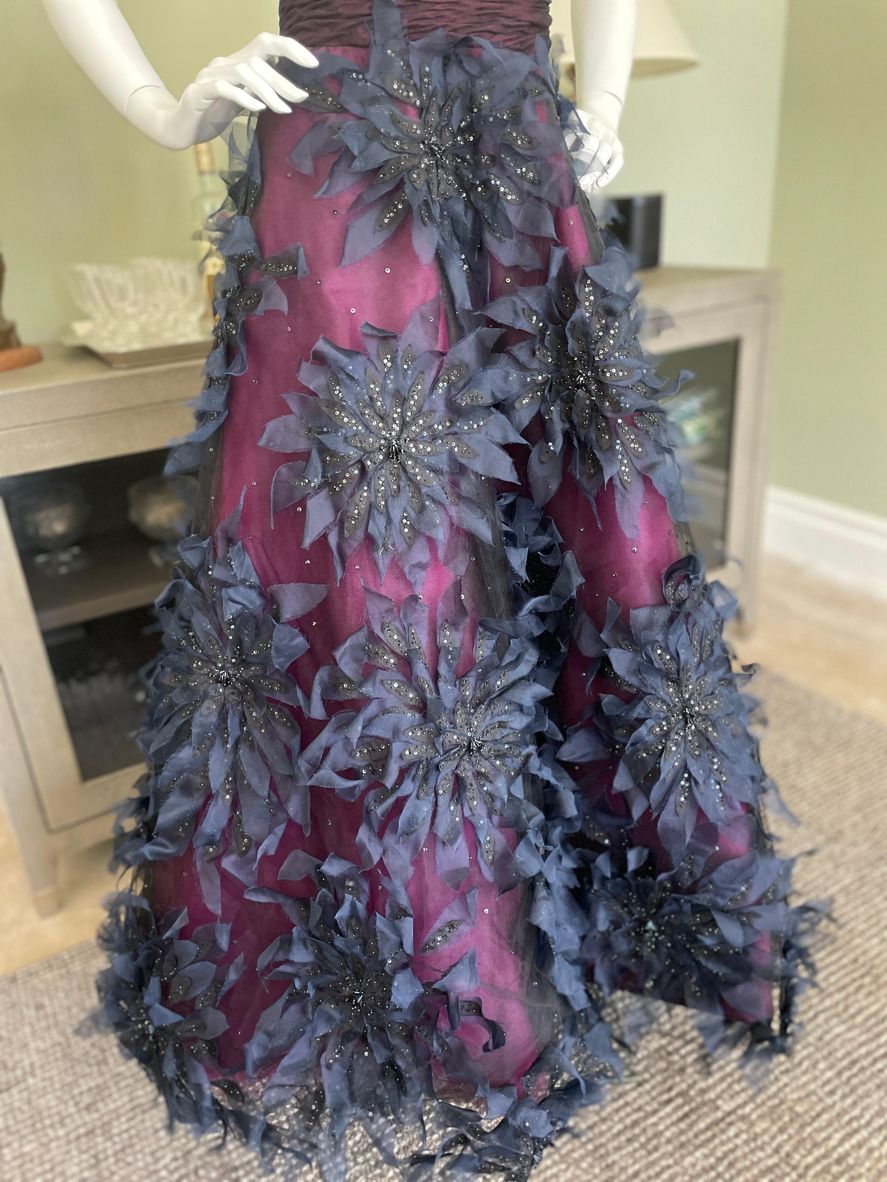 Oscar de la Renta Vintage Strapless Floral Applique Ball Gown w 15  Petticoats For Sale 2