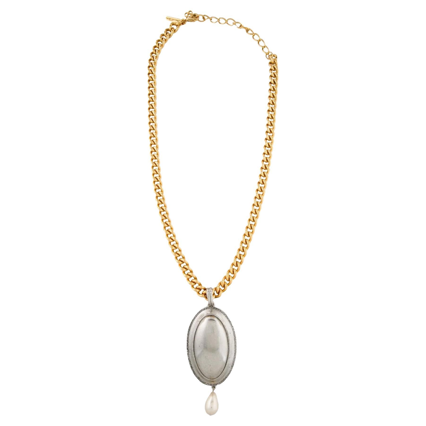 Oscar de la Renta vintage two-tone pendant necklace For Sale