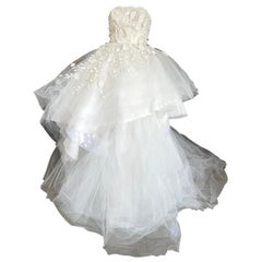 Oscar de la Renta Vintage Wedding Dress with Floral Applique