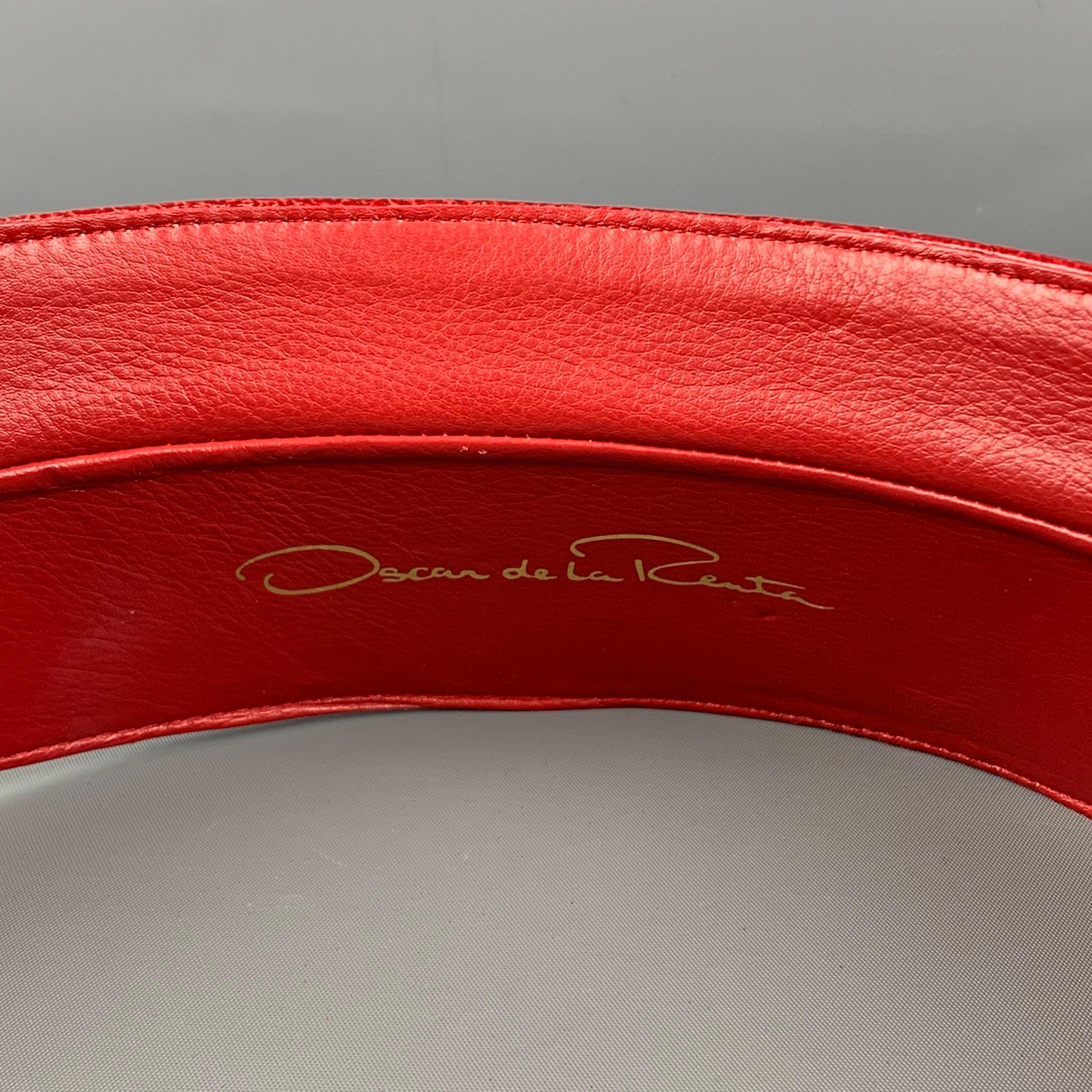 OSCAR DE LA RENTA Waist Size M Red Leather Corset Belt 2