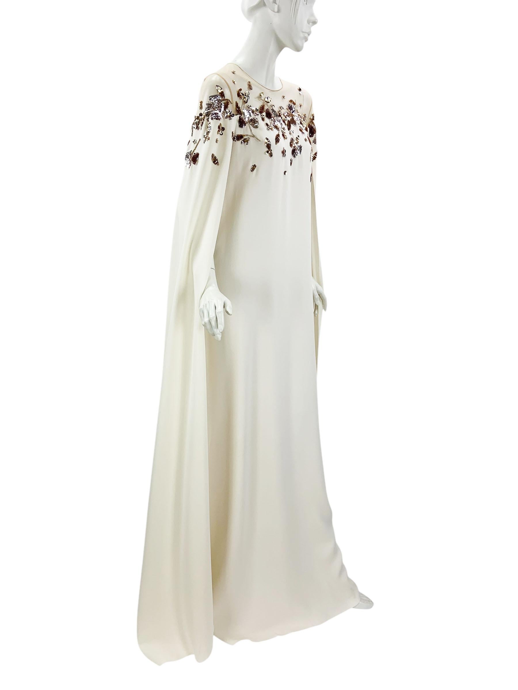 Gray Oscar de la Renta Wedding White Silk Dress Cape Sequin Embroidered XS - Oversize For Sale