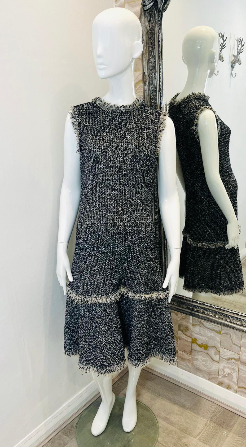 Oscar De La Renta Wool Dress & Jacket Two-Piece Set In Excellent Condition For Sale In London, GB