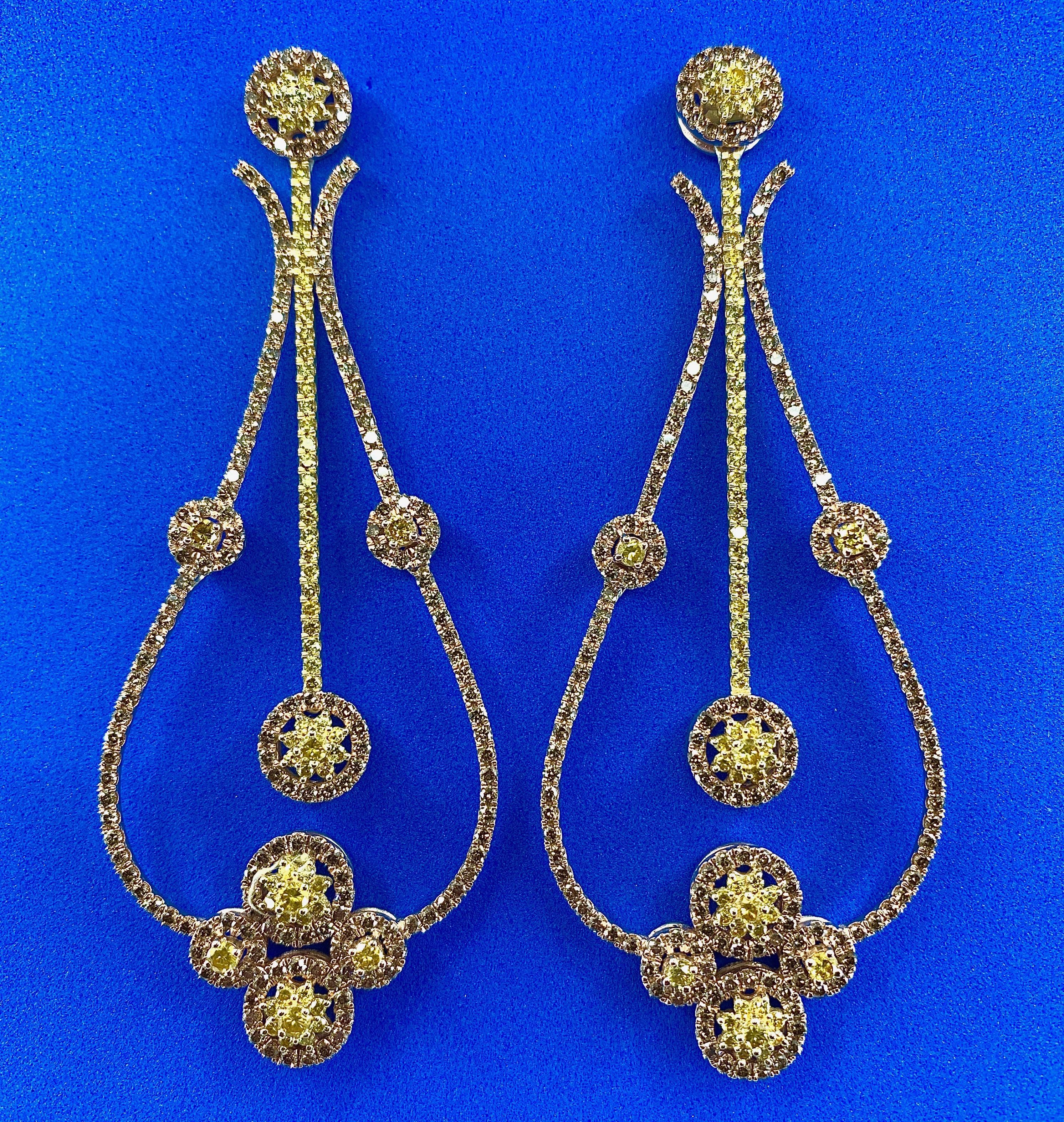 10.05 Carat Pink & Yellow Diamond Chandelier Earrings in Rose & Yellow Gold In New Condition For Sale In Sherman Oaks, CA