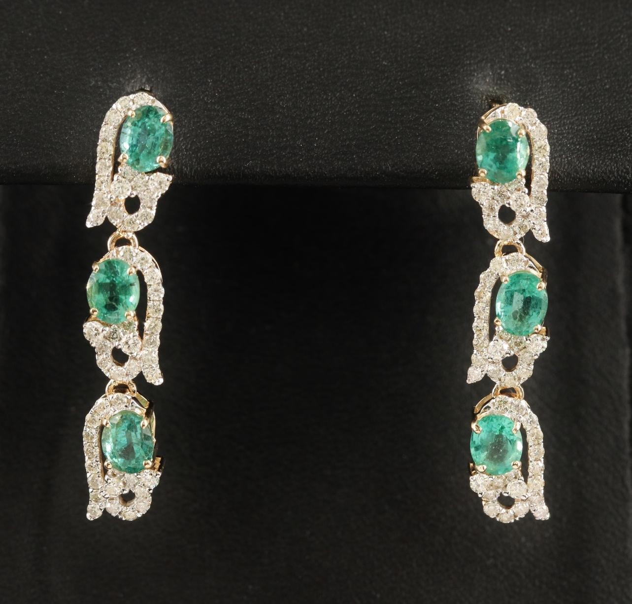 Oscar Friedman / 3,49 Karat Diamant & kolumbianischer Smaragd Ohrringe / 14K (Ovalschliff)